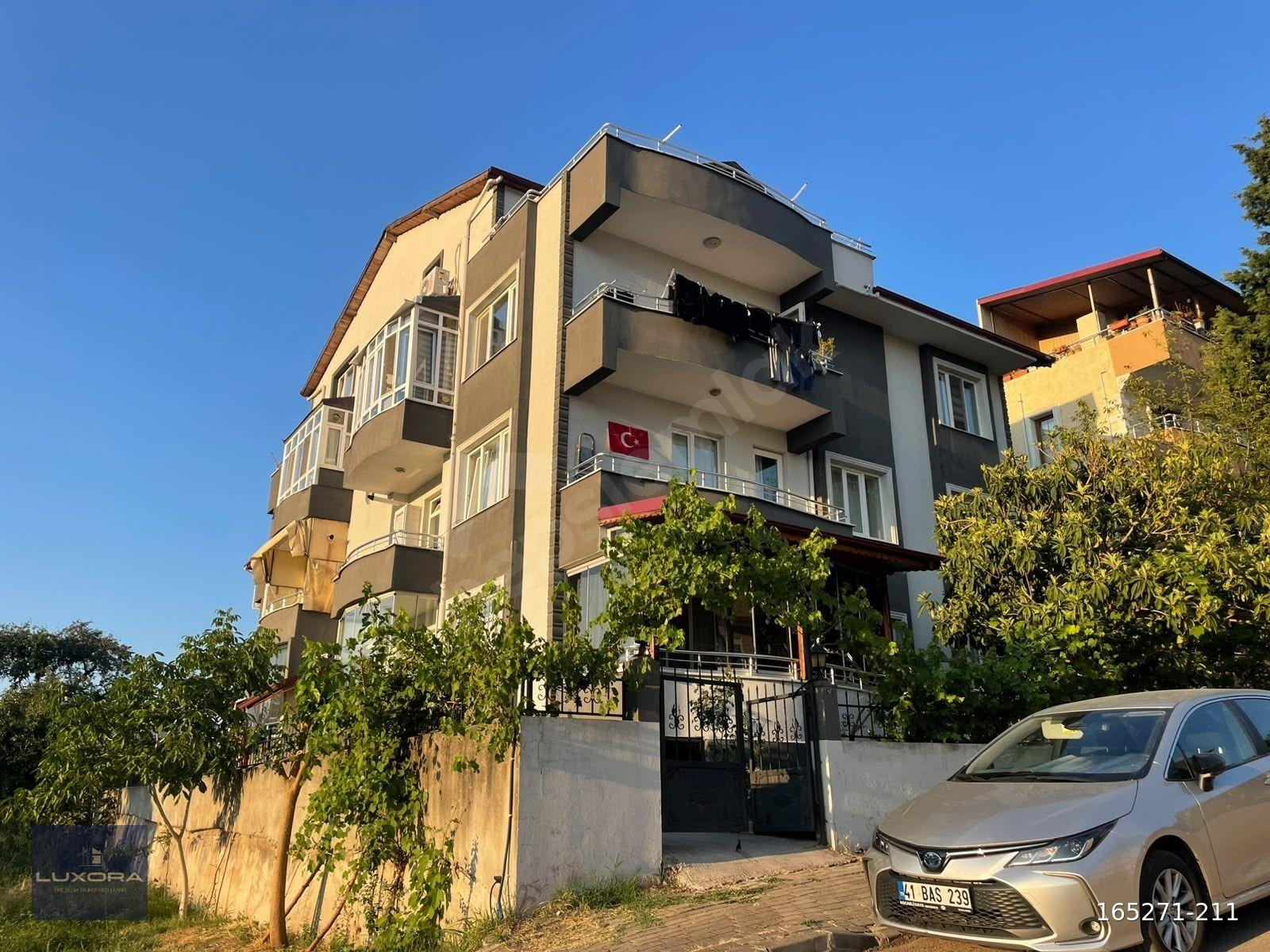 LUXORA'DAN 60 EVLER'DE DENİZ MANZARALI SATILIK 4+1 DUBLEKS DAİRE