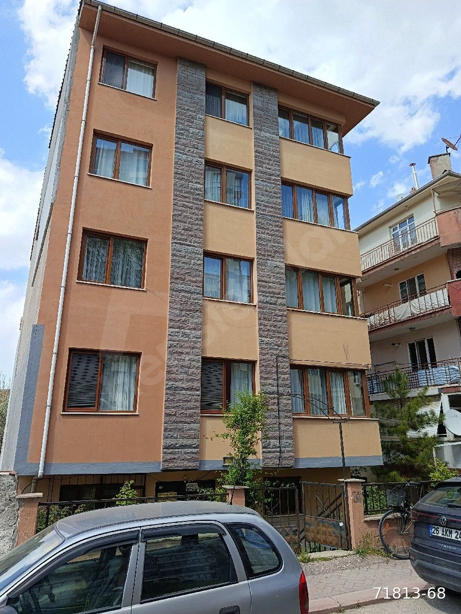 AKARBAŞI MAH. İLÇE MİLLİ EĞİTİM MÜDÜRLÜĞÜ YANI KİRALIK 2+1 KOMBİLİ DAİRE