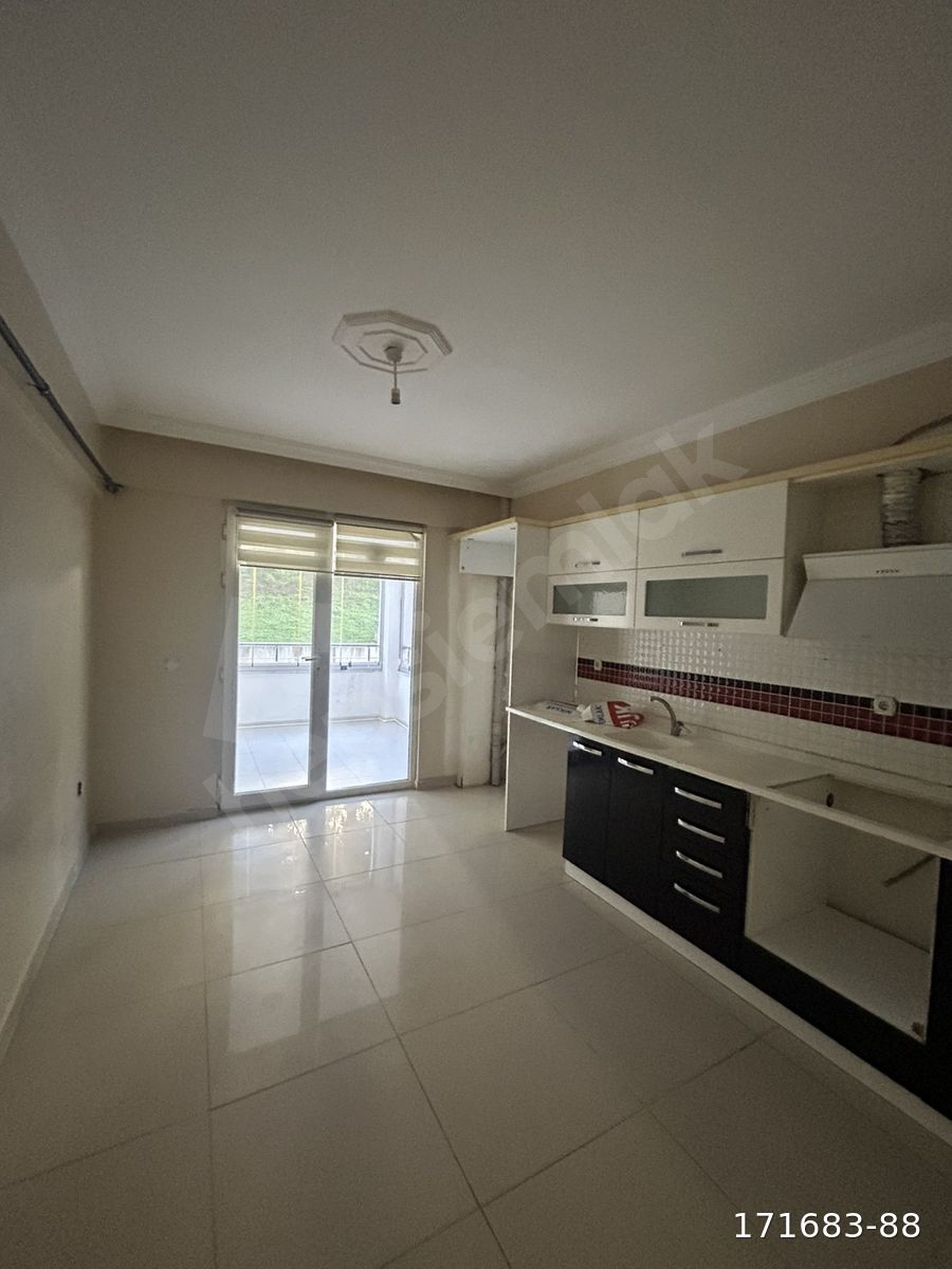 HUZUR EMLAK’TAN KAYAPAŞA MAHALLESİNDE ARA KAT KİRALIK 3 + 1 DAİRE
