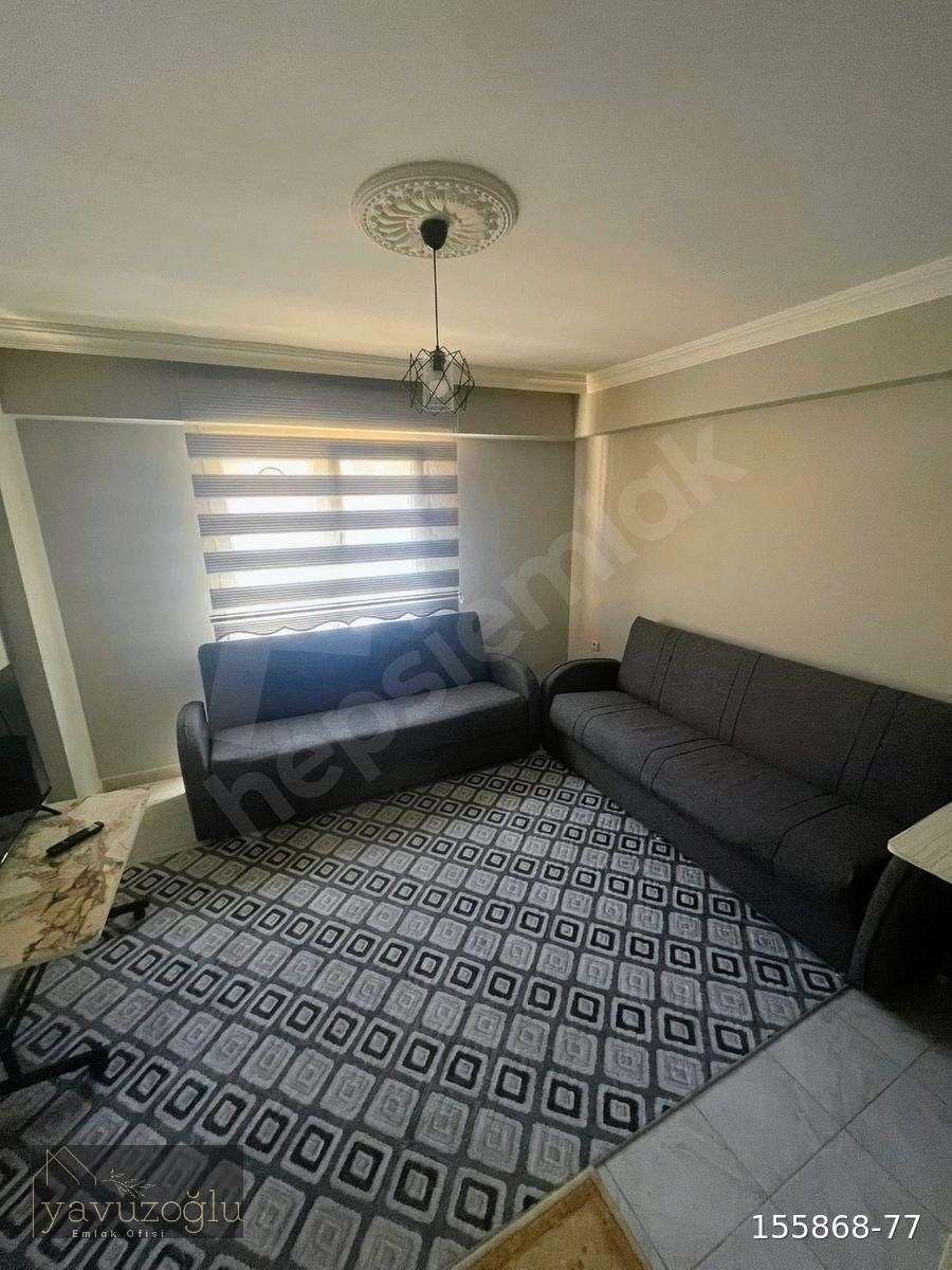 Küçükçarşı'da Yatırımlık Balkonlu ve Eşyalı 2+0 Apart Daire