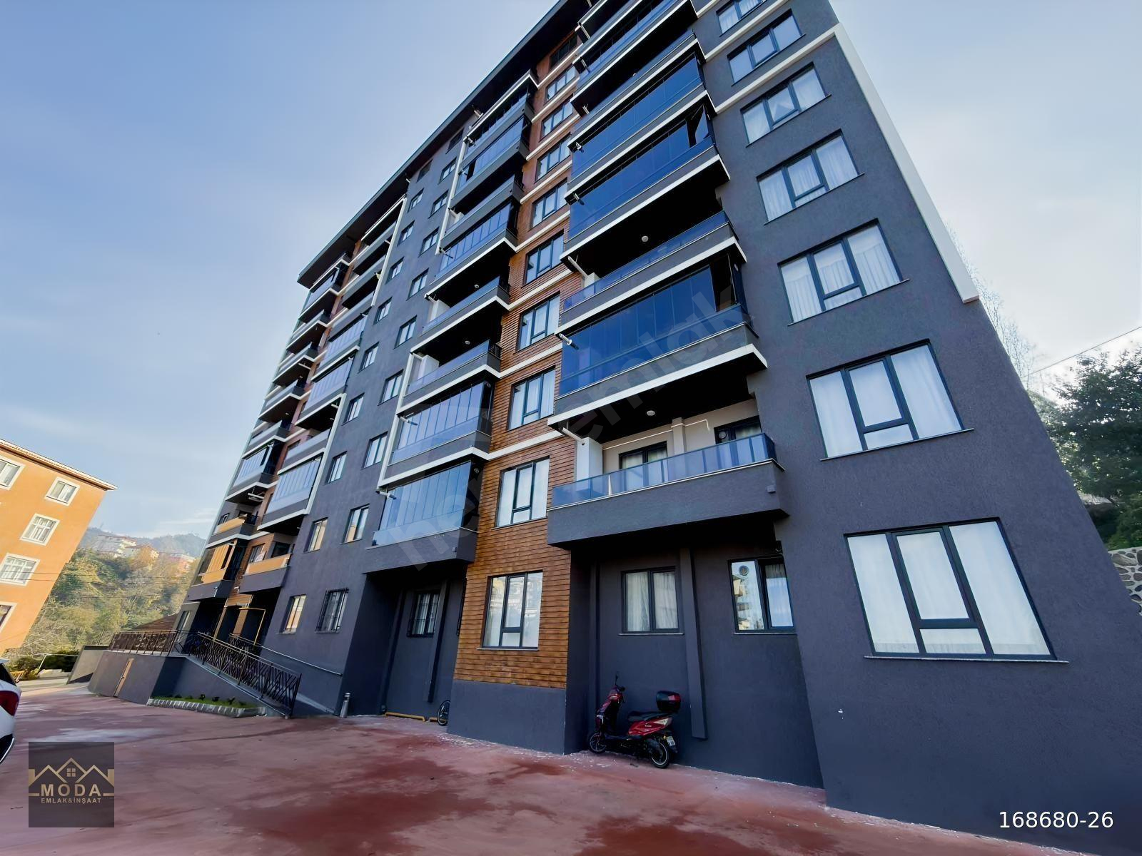 -MODA EMLAKTAN-MERKEZİN ORTA NOKTASI KİRALIK SIFIR 2+1 DAİRE.