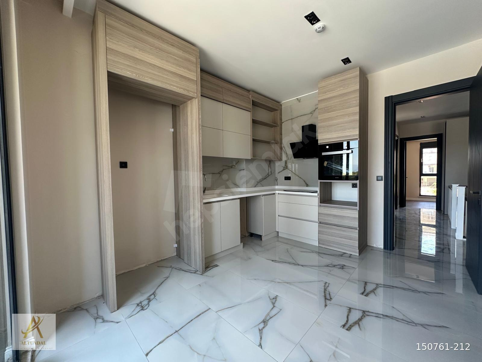 ÇANKAYA MAHALLESİ NEFES BAHÇE'DE 5+2 BAHÇE DUBLEKS DAİRE