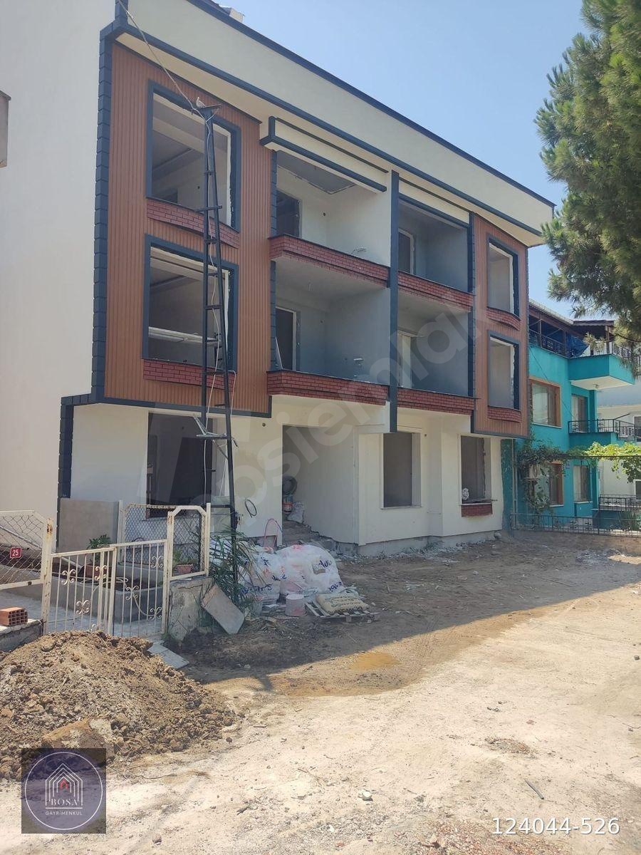 ÇANAKKALE ÇARDAK'TA BOĞAZ VE KÖPRÜ MANZARALI SATILIK 2+1 DAİRE