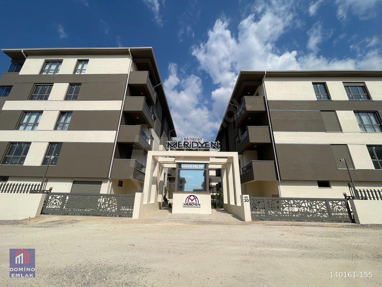 DOMİNO EMLAK' TAN BATIKENT' TE SİTE İÇİ SATILIK SIFIR 3+1 DAİRE