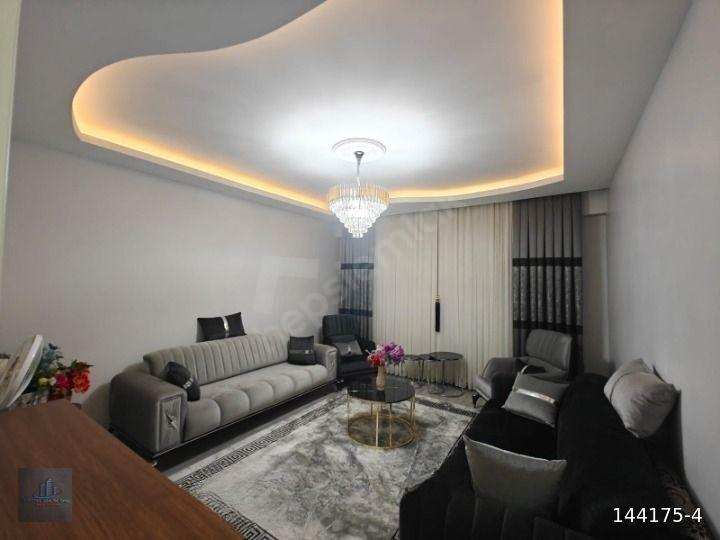 FETİH CD. TOTAL PET. ARKASI ÇOK GENİŞ ARAKAT FULL BAKIMLI 3+1