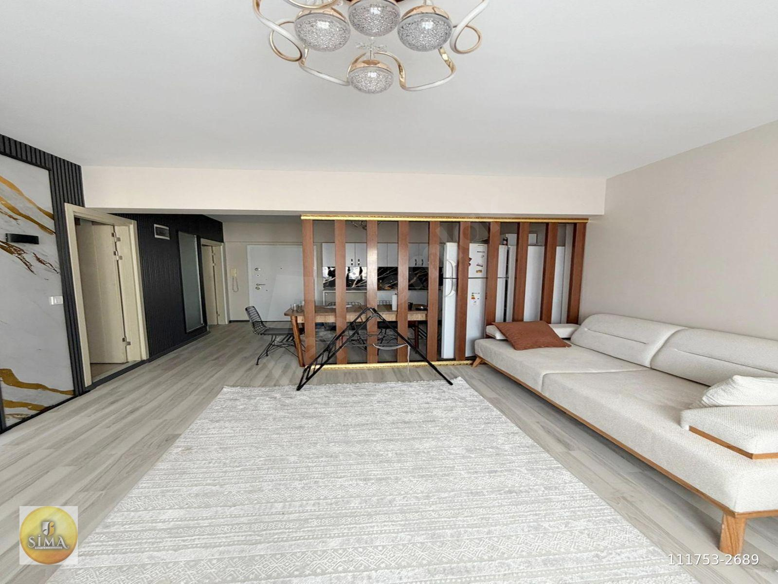 SİTE İÇİ 2+1 YENİ EŞYALI ANA CADDE ÜZERİ METROBÜSE YAKIN DAİRE