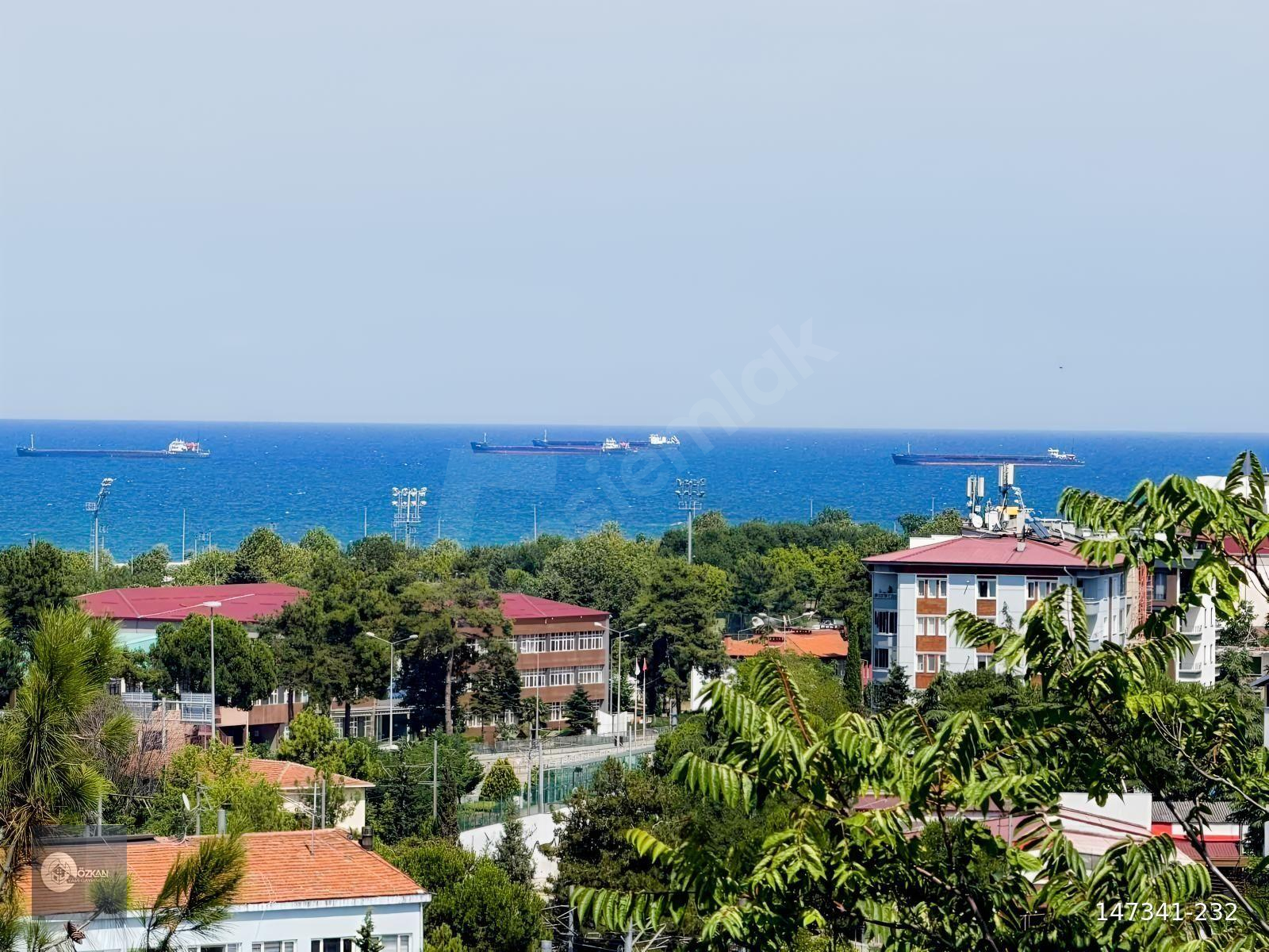 DENİZ MANZARALI KİRACILI KAPALI OTOPARKLI FIRSAT 3+1 DAİRE
