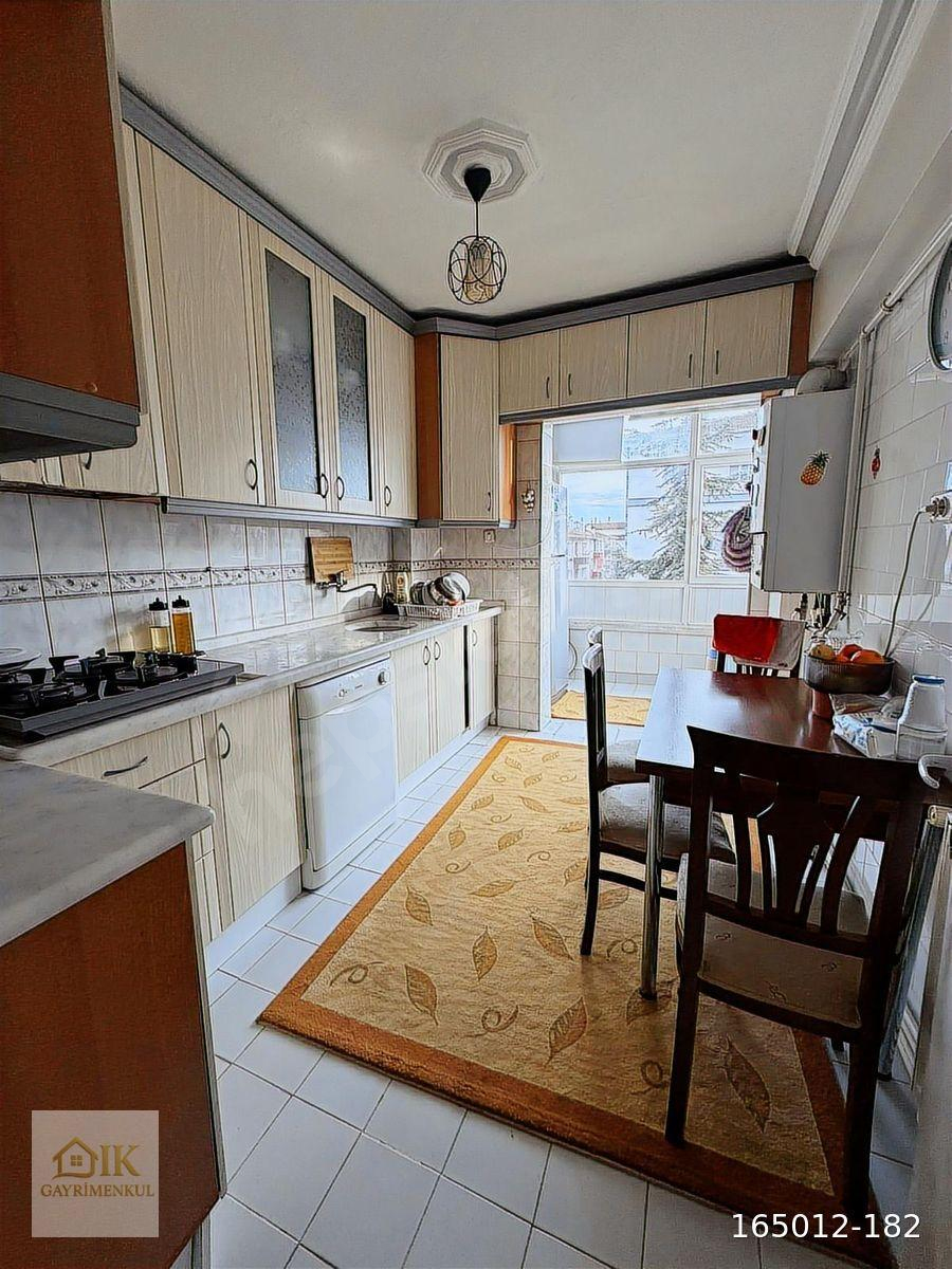 İK'DAN İSTASYON MAH 3+1 ARA KATTA ŞAHANE FIRSAT DAİRE