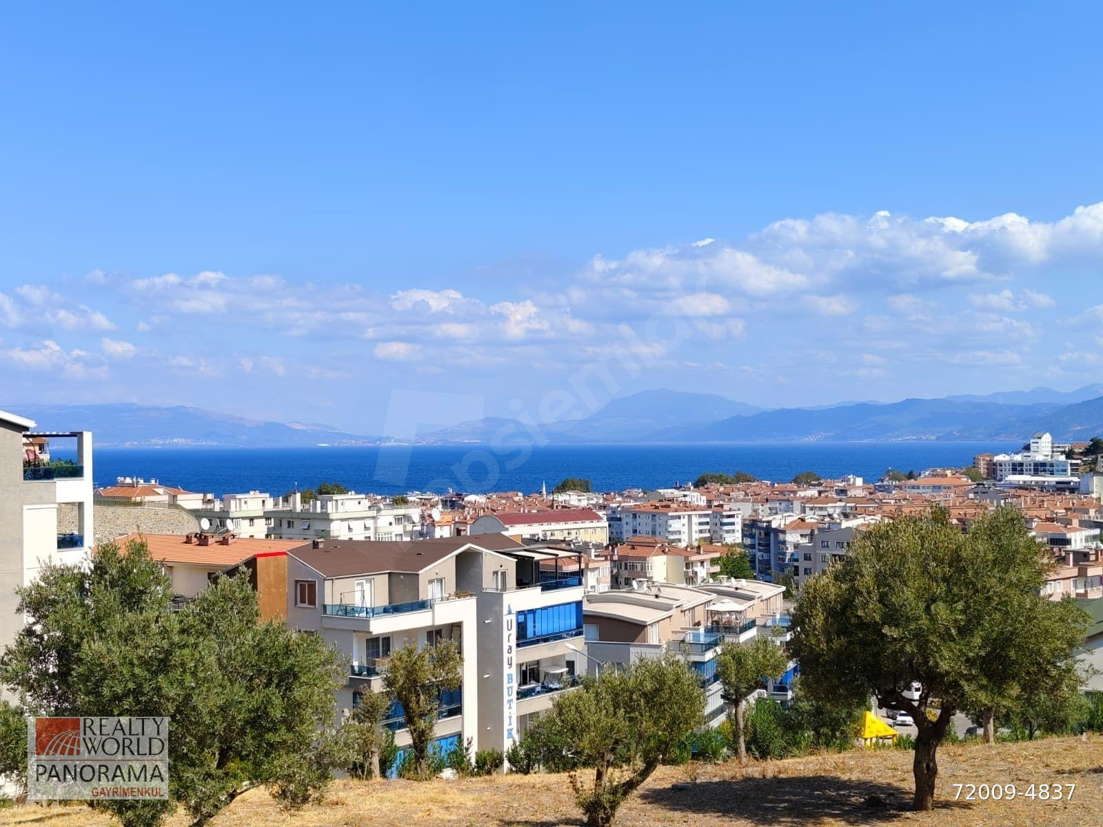 MUDANYA HALİTPAŞA'DA SATILIK 3+1 DENİZ MANZARALI HAVUZLU DAİRE