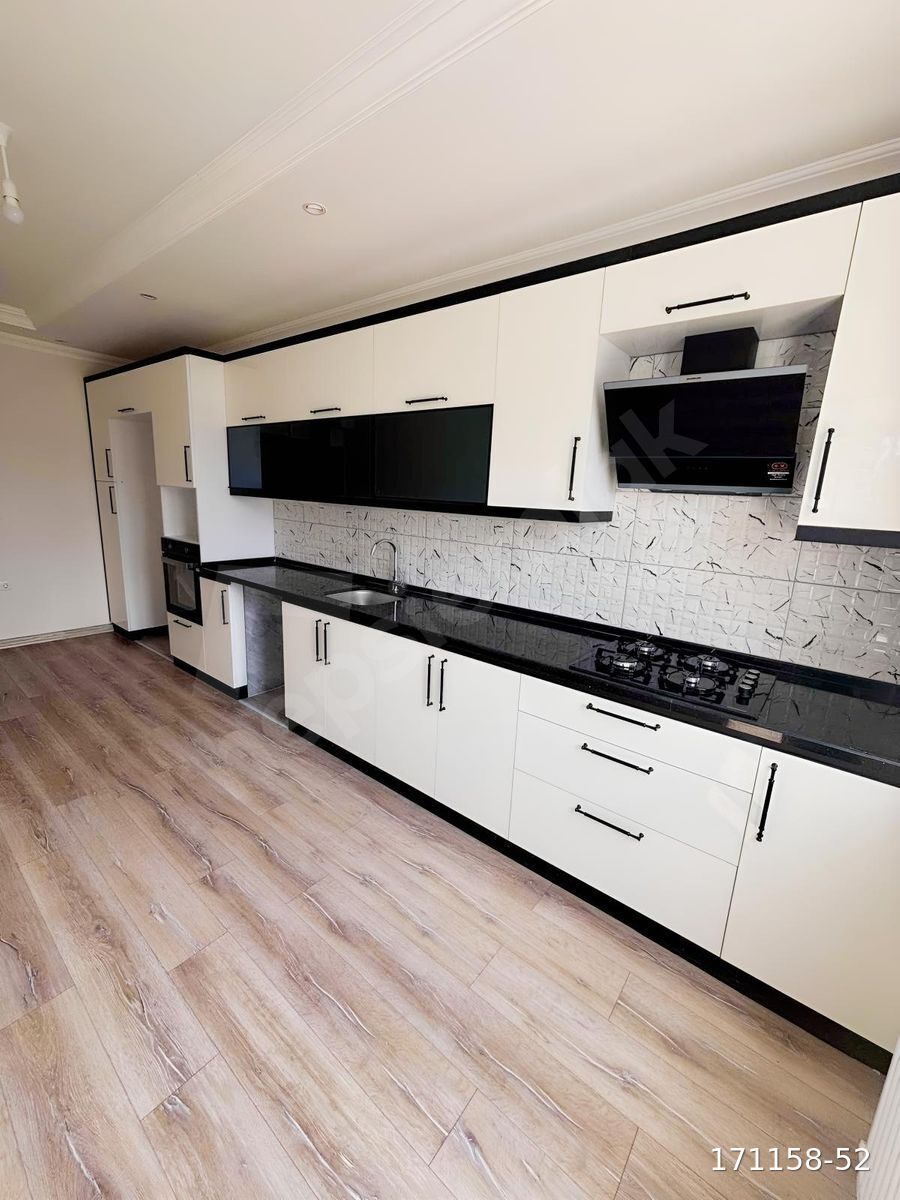 ANAMUR YEŞİLYURT MAH. KREDİYE UYGUN 3+1 SIFIR DAİRE
