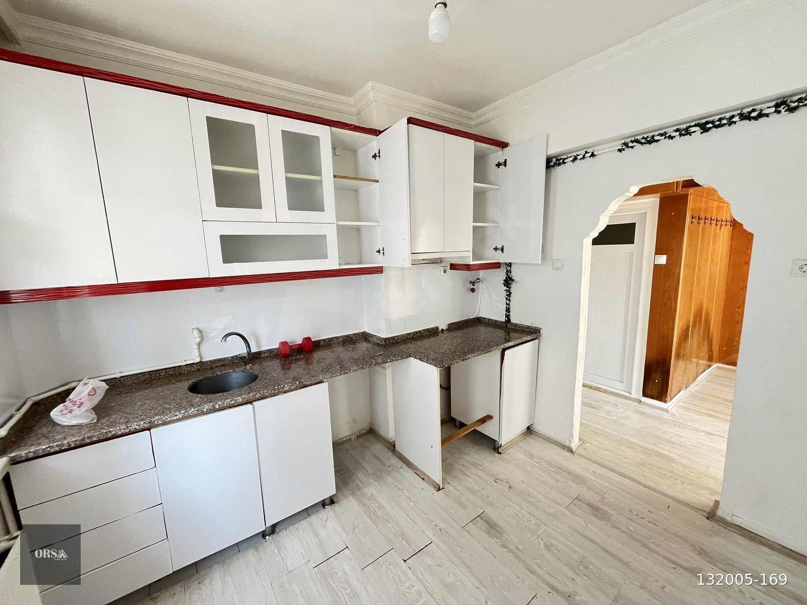 ORSA'dan █ CUMHURİYET MAH. MUHTARLIĞI YANI - ARA KAT - 3+1 DAİRE