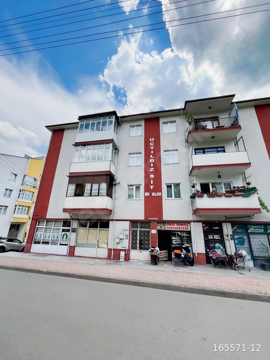 KARABÜK MERKEZ BAYIR MH ÜÇYILDIZ SİT.DE SATILIK 3+1 DAİRE