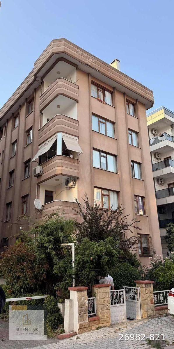 İNCİRLİ CAD. YAKINI ASANSÖRLÜ OTOPARKLI SATILIK DUBLEKS DAİRE
