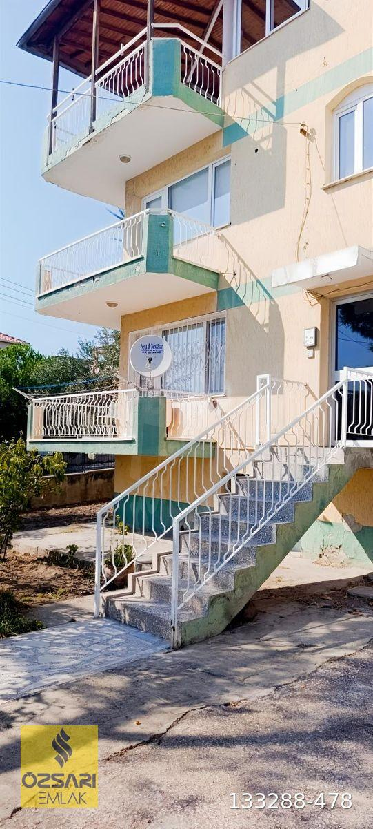 Bornova İnönü Mahallesi 3+1 Şehir Manzaralı Satılık 1,5 Daire