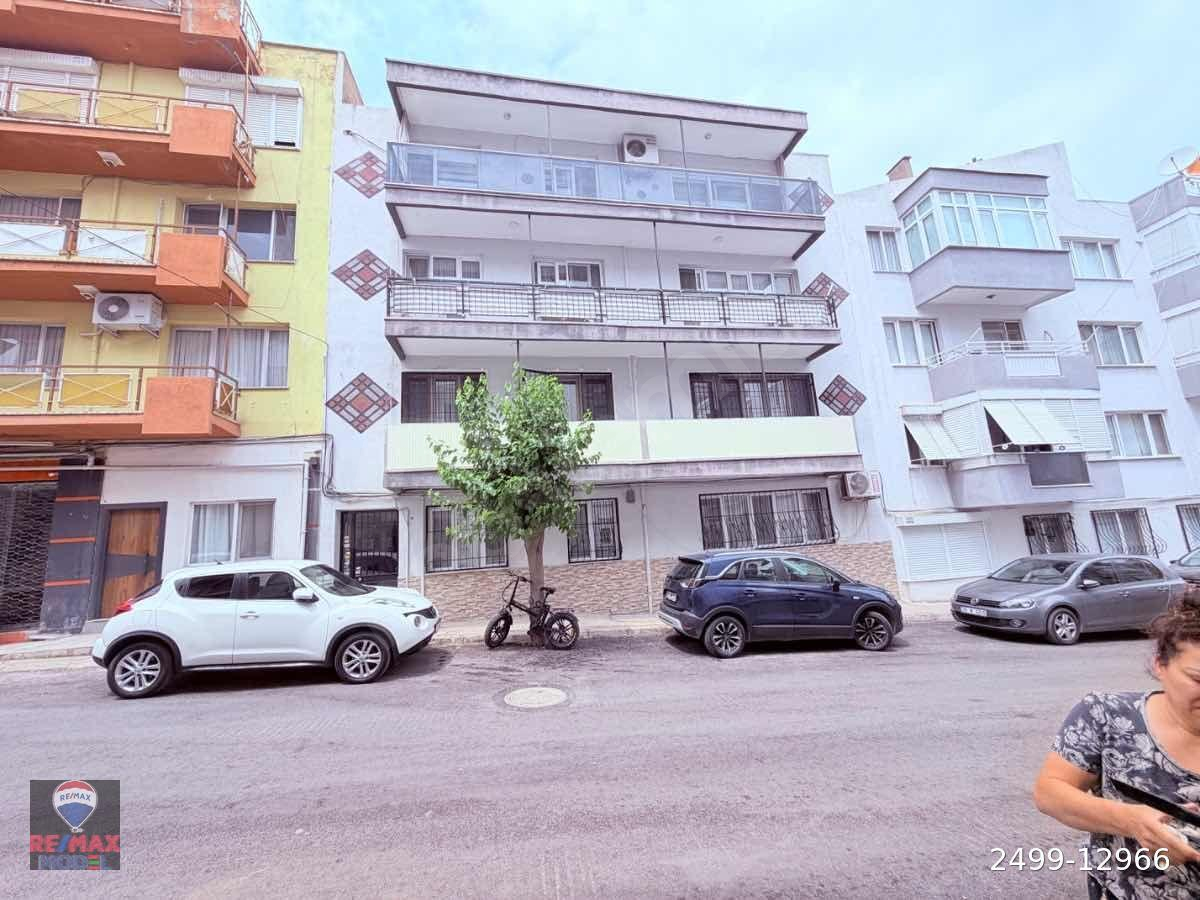 Balçova Onur Mh. Bakımlı 3+1 Satılık Daire