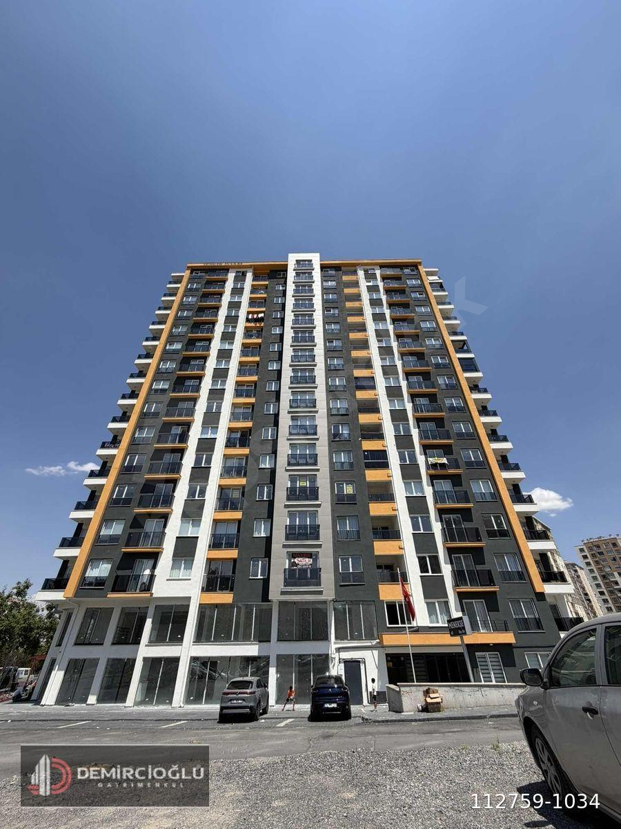 HALEF HOCA CAD/3+1/SIFIR/KAPALI OTOPARKLI LÜX DAİRE