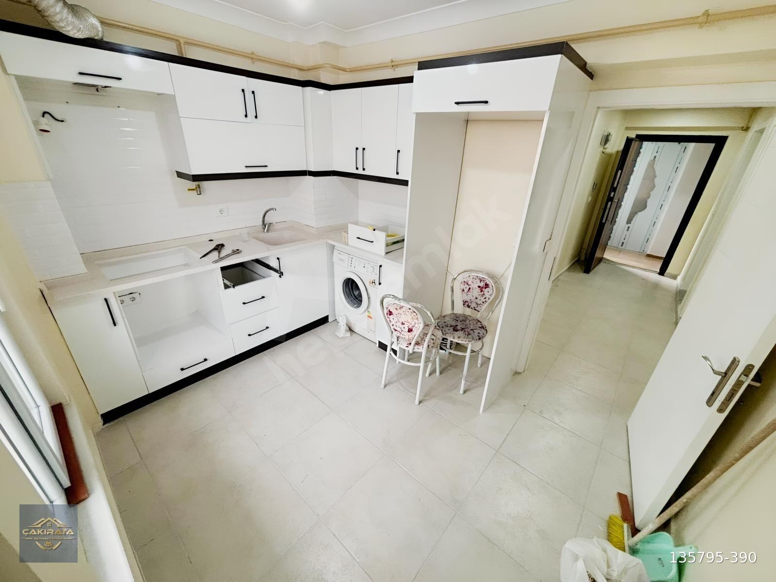 Bandırma Kiralık 3+1 Daire Arakat İhsaniye Mah Çakırata