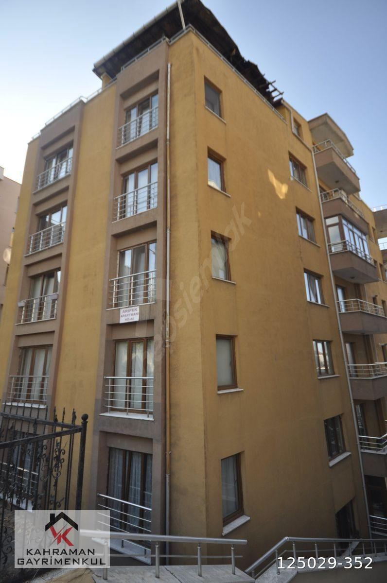 ZONGULDAK MERKEZ BAHÇELİEVLERDE İYİ KONUMDA SATILIK 2+1 DAİRE