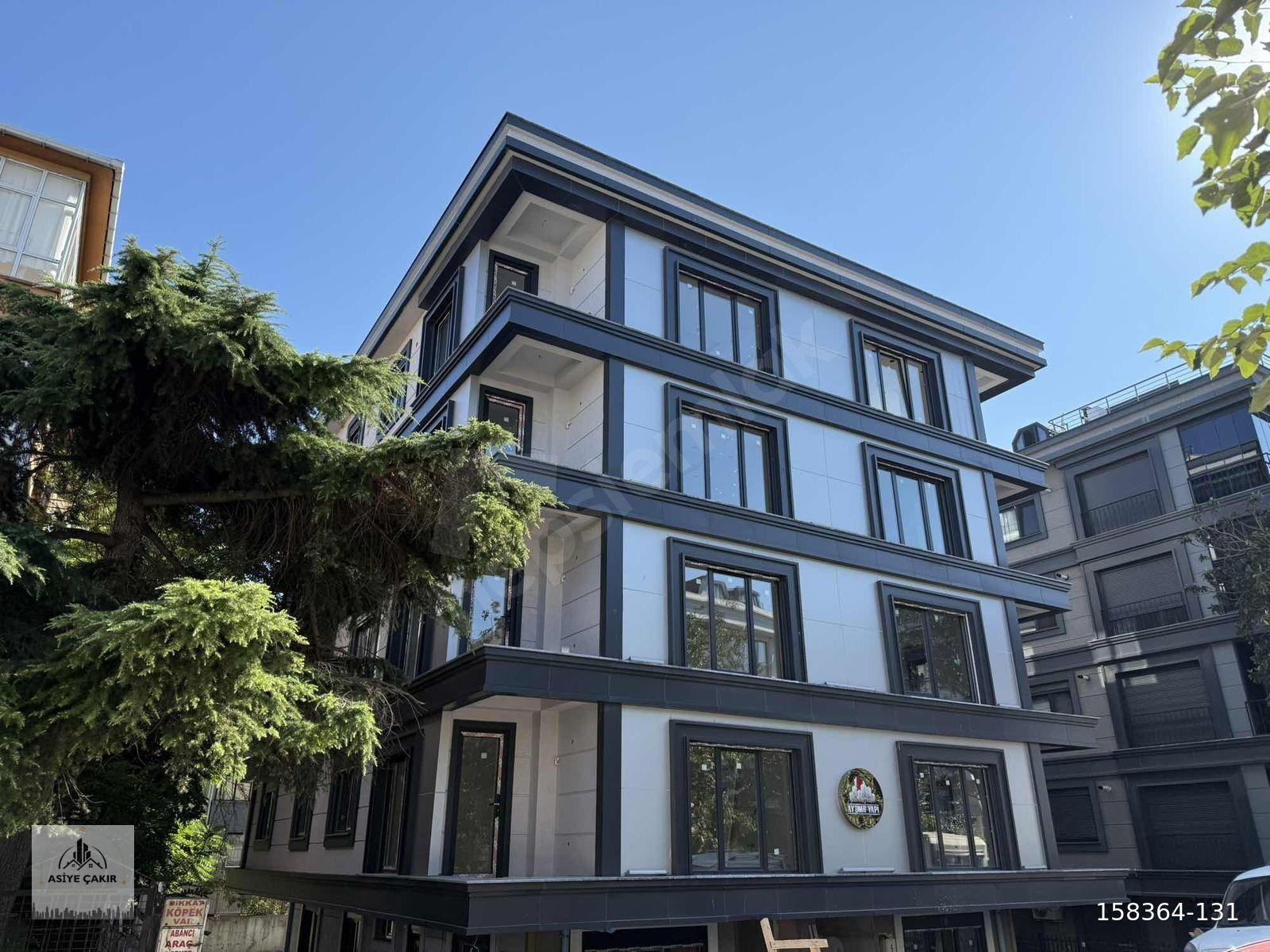 BAHÇELİEVLER'DE SIFIR BİNADA 250 m² NET 5+2 ÇİFT TERASLI DUBLEKS
