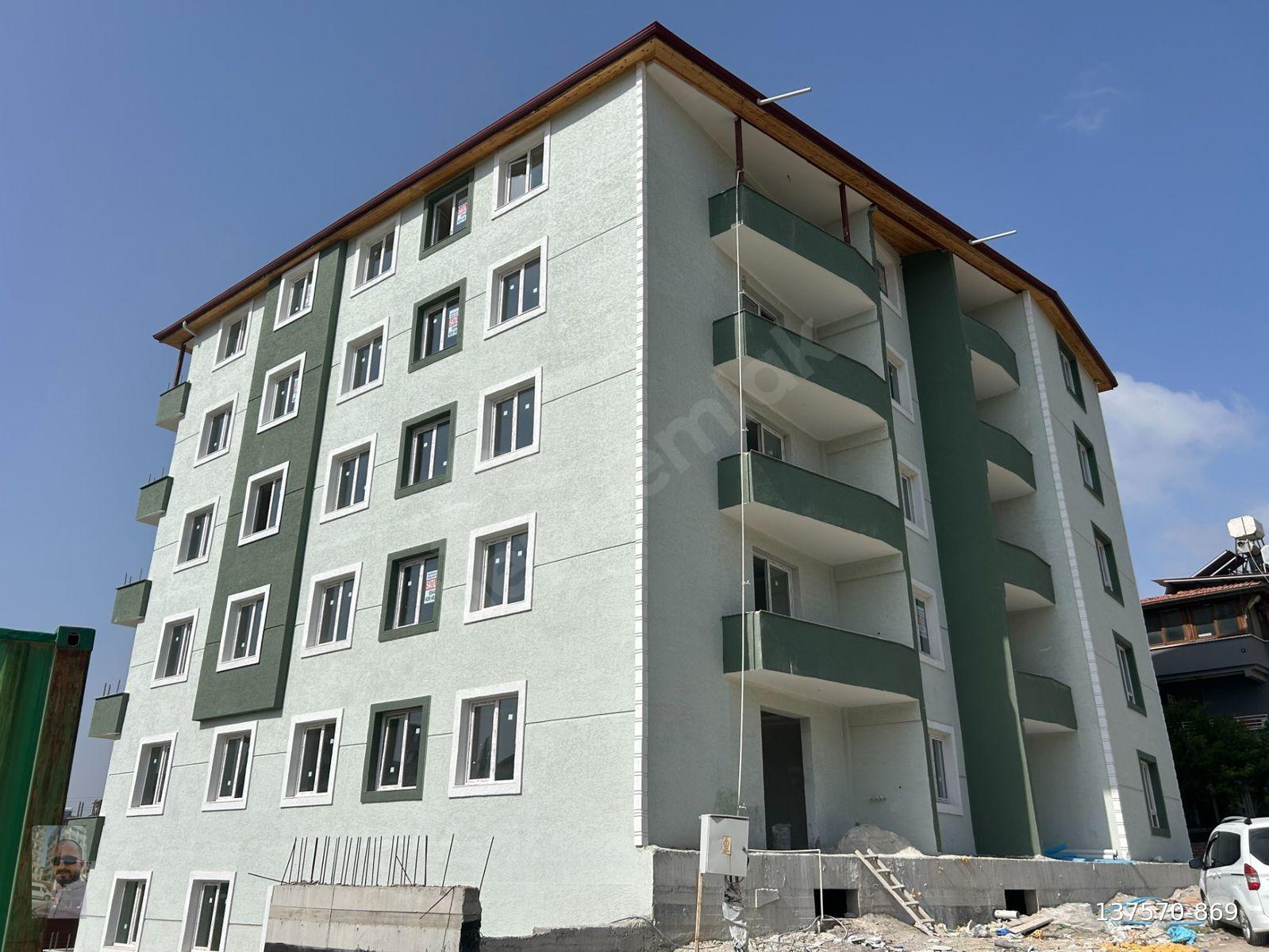 ÇEKMECE ANA CADDESİ YAKINI ESKİ BELEDİYE KARŞISI 3+1 SATILIK DAİRE