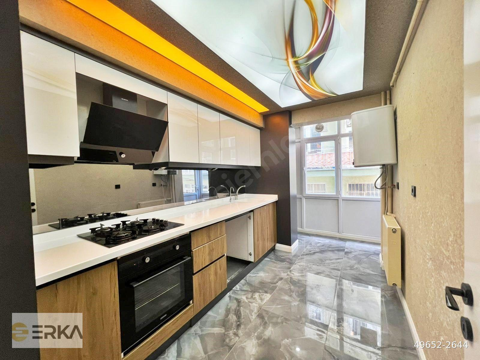 AŞAĞI EĞLENCE'DE BAĞIMSIZ SALON ULTRALÜX YAPILI 2 BANYOLU 3+1
