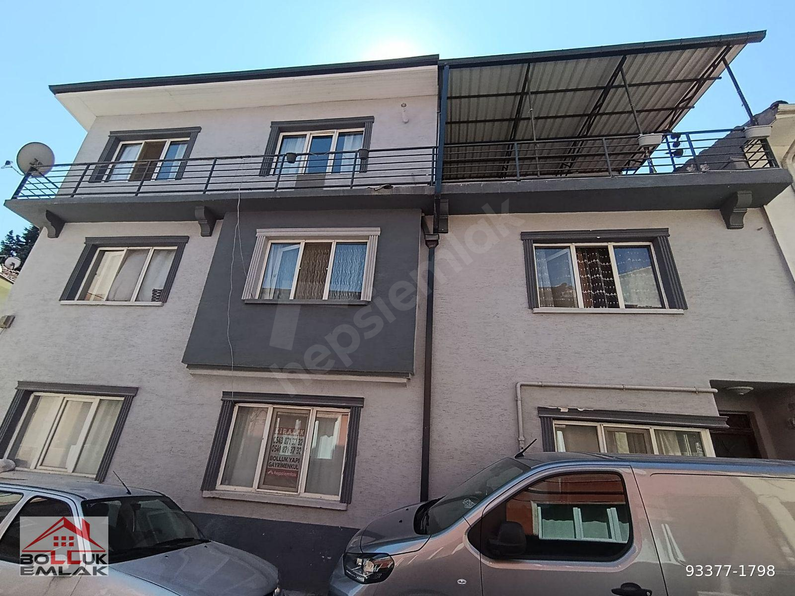 MERKEZ YENİ MAHALLE'DE 2+1 90 M2 EŞYALI DAİRE