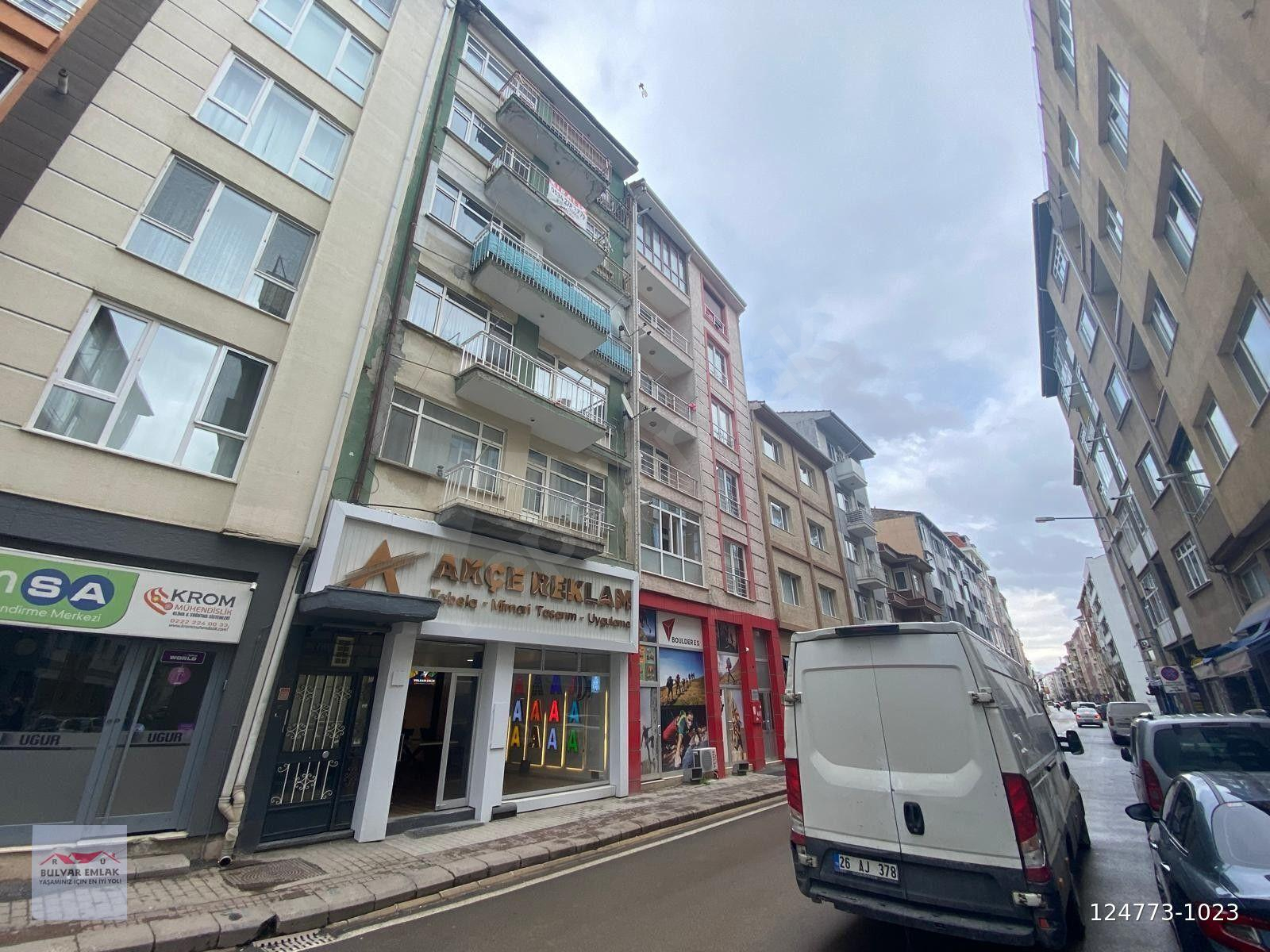 KIRMIZITOPRAK MH. 3+1 KİRALIK ARA KAT DAİRE.