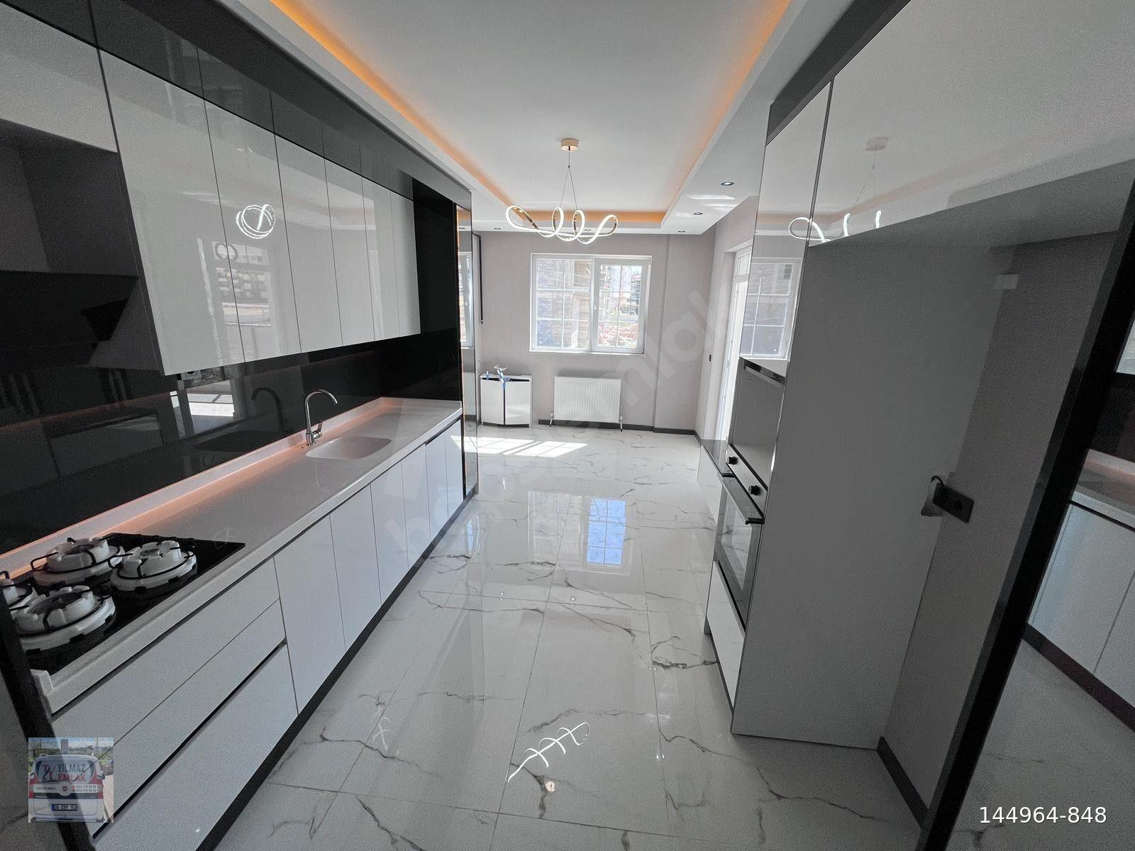 YENİÇİMŞİT MH'DE 4+1 FULL+FULL ARA KATTA SIFIR BİNA GENİŞ DAİRE!