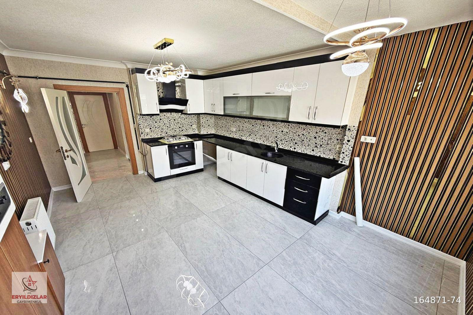 KEÇİÖREN'DE BULVAR ÜSTÜ TÜRK HAMAMLI MASRAFSIZ 3+1 SATILIK DAİRE