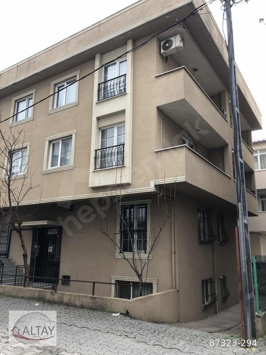 Kayışdağı Merkezde 2+1 yüksek giriş ters dubleks 30.000TL