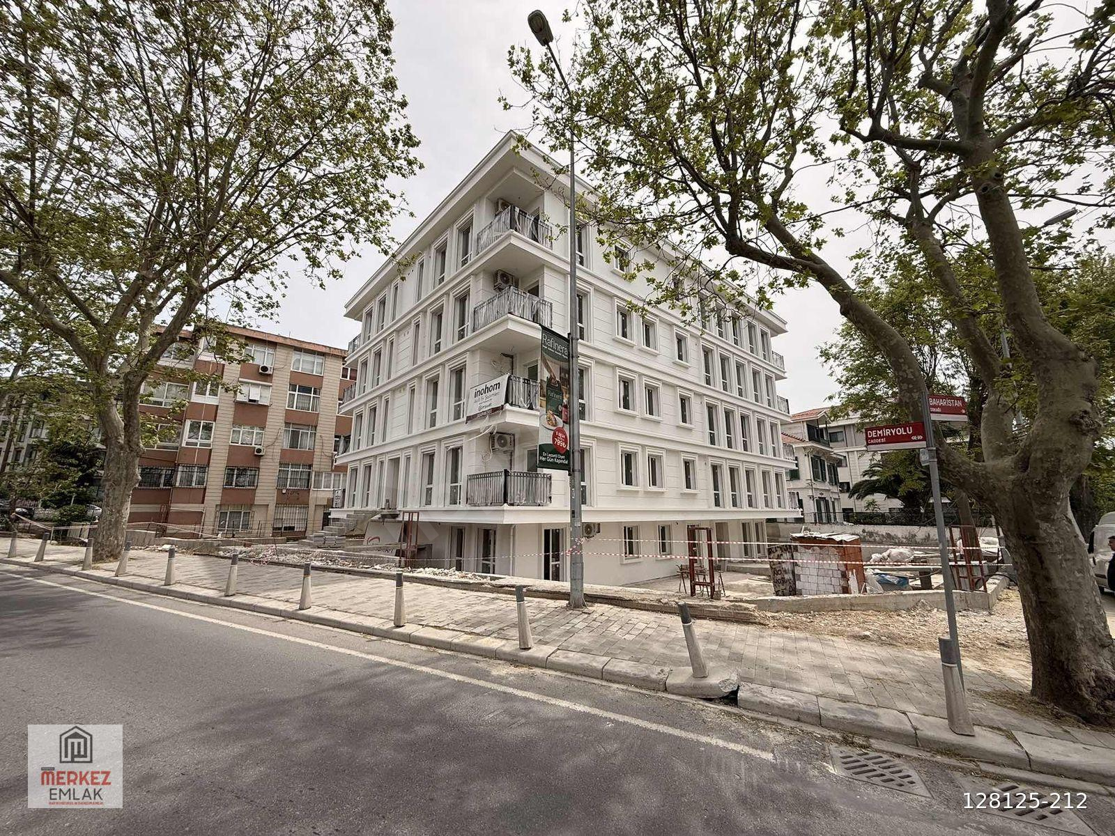 Bakırköy Yeşiköy Mahallesi 2+1 SATILIK DAİRE