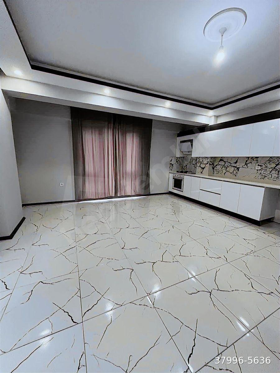 BAŞİSKELE YEŞİLYURT'TA ÇOK İYİ KONUMDA KİRALIK 1+1 DAİRE