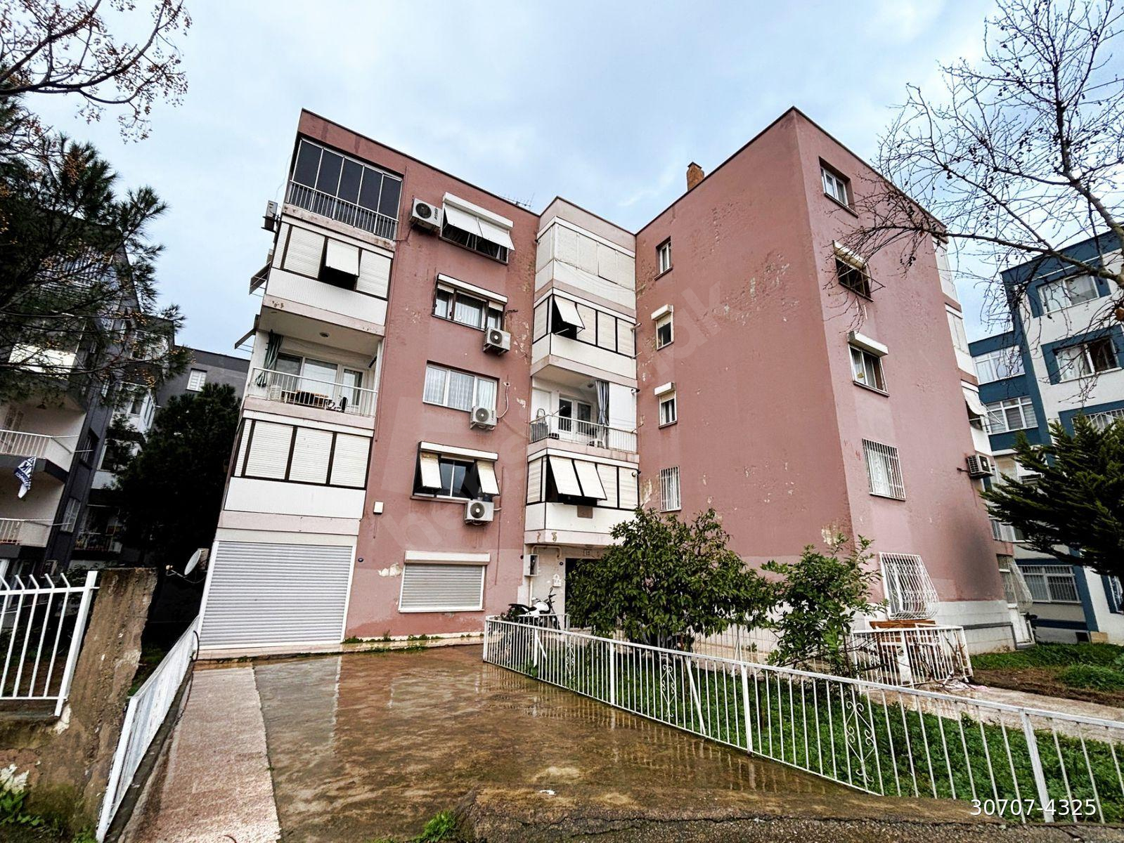 KAHANDAN BAYRAKLI POSTACILARDA SATILIK 3+1 DAİRE