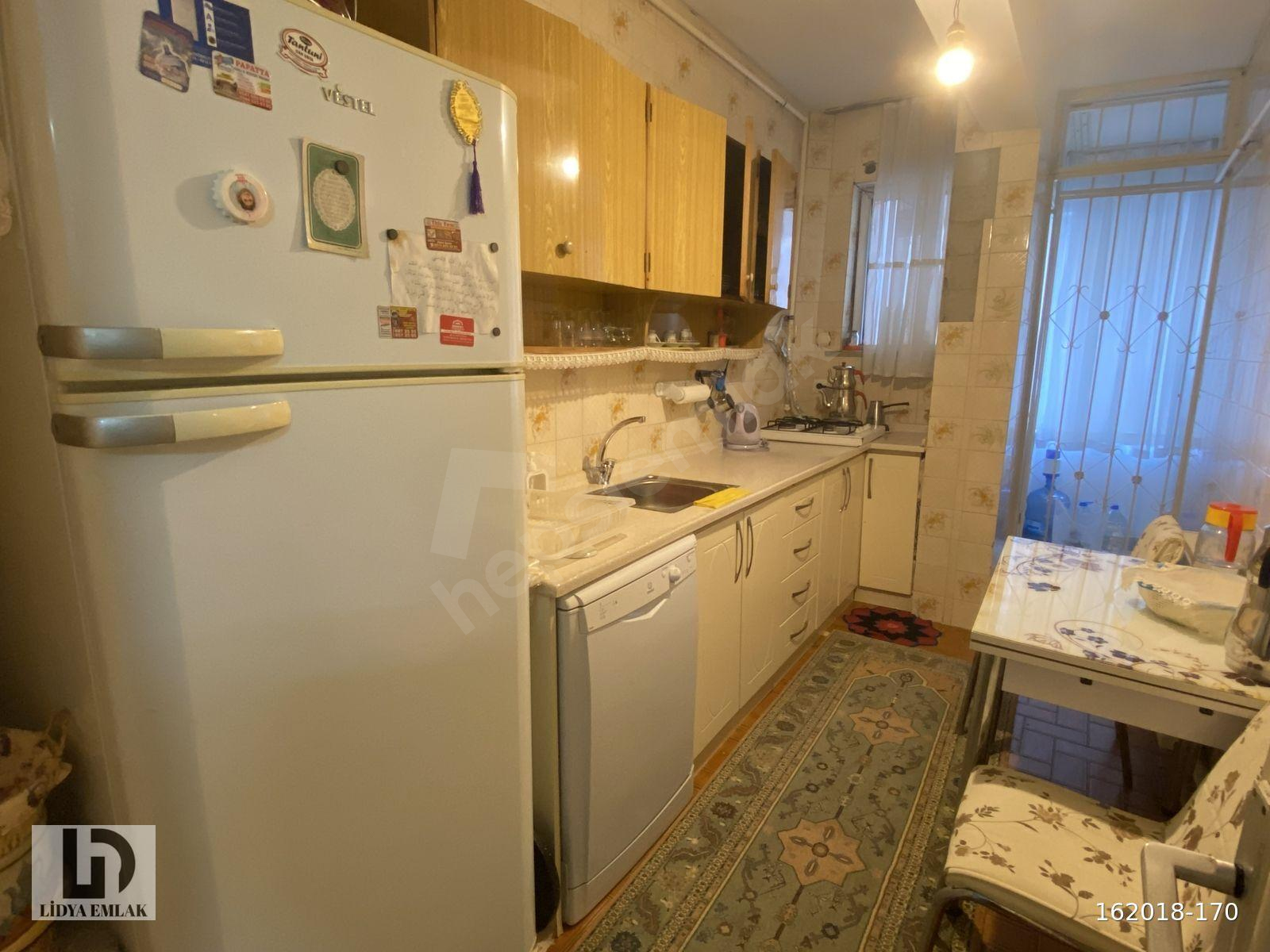 LİDYA EMLAK'tan 3+1 140m2 Reşitpaşa v İski Yakını Satılık Daire