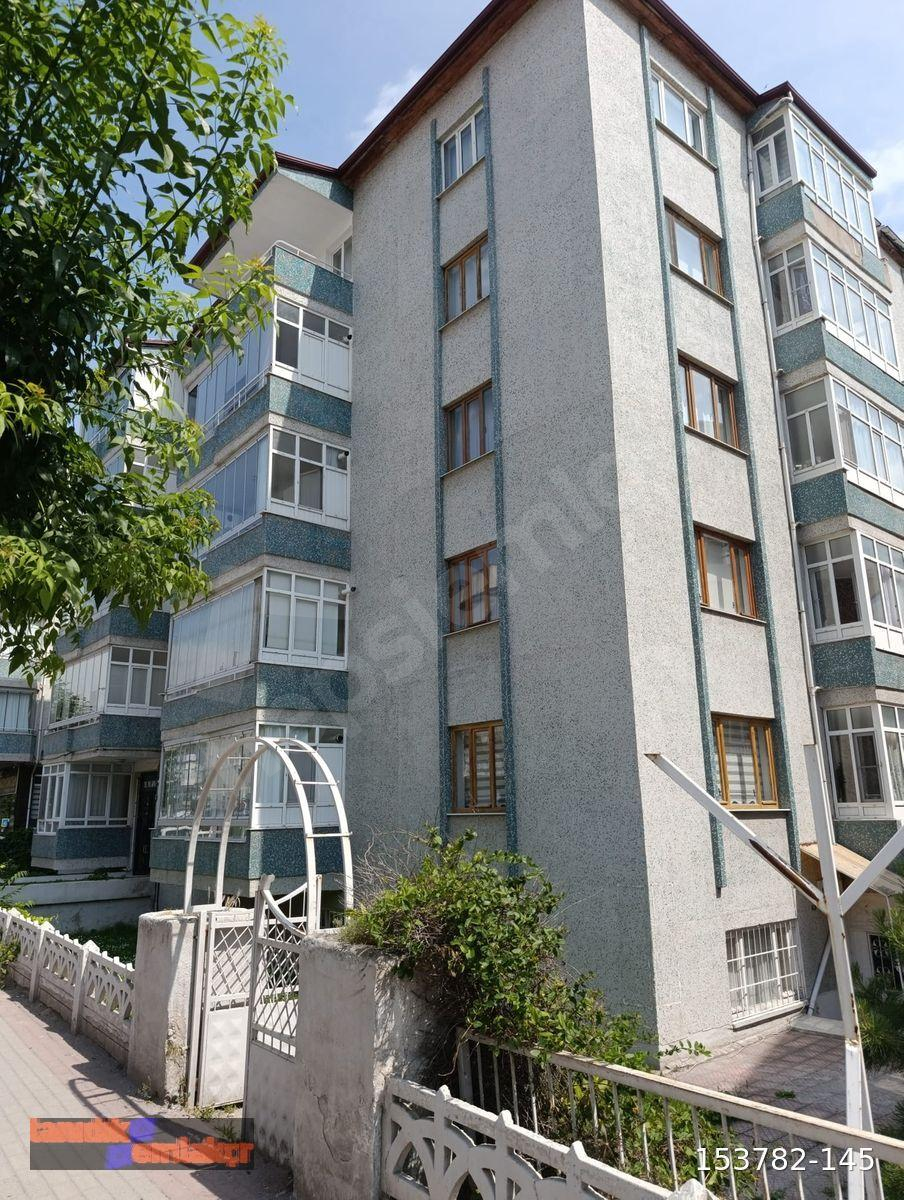 TANIDIK EMLAKÇI SELÇUK MAH. MÜKEMMEL KONUMDA 2+1 DAİRE SATIYOR