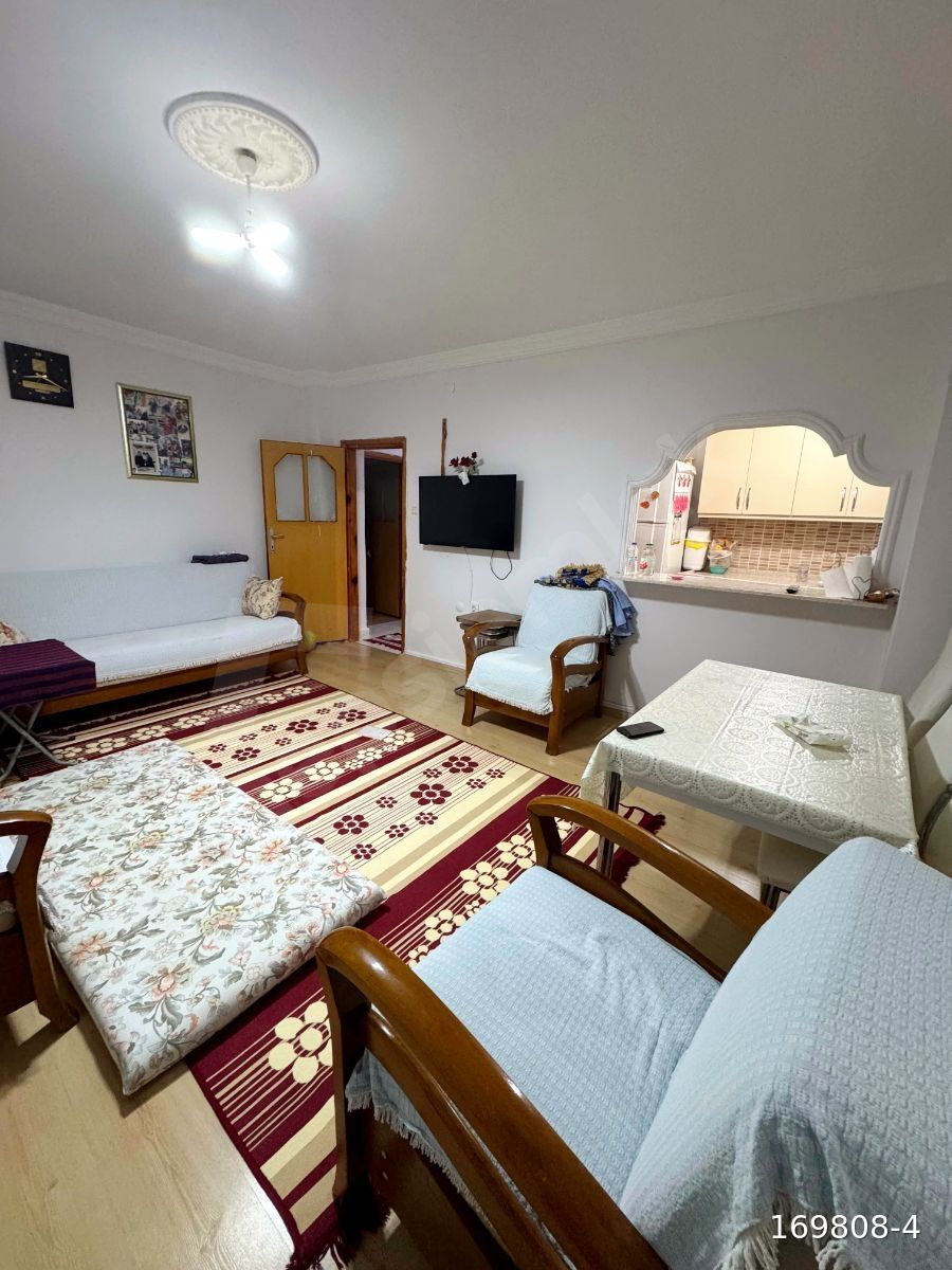 AŞAĞI ALATADA 3+1 BAĞIMSIZ MUTFAK 180 METRE DAİRE