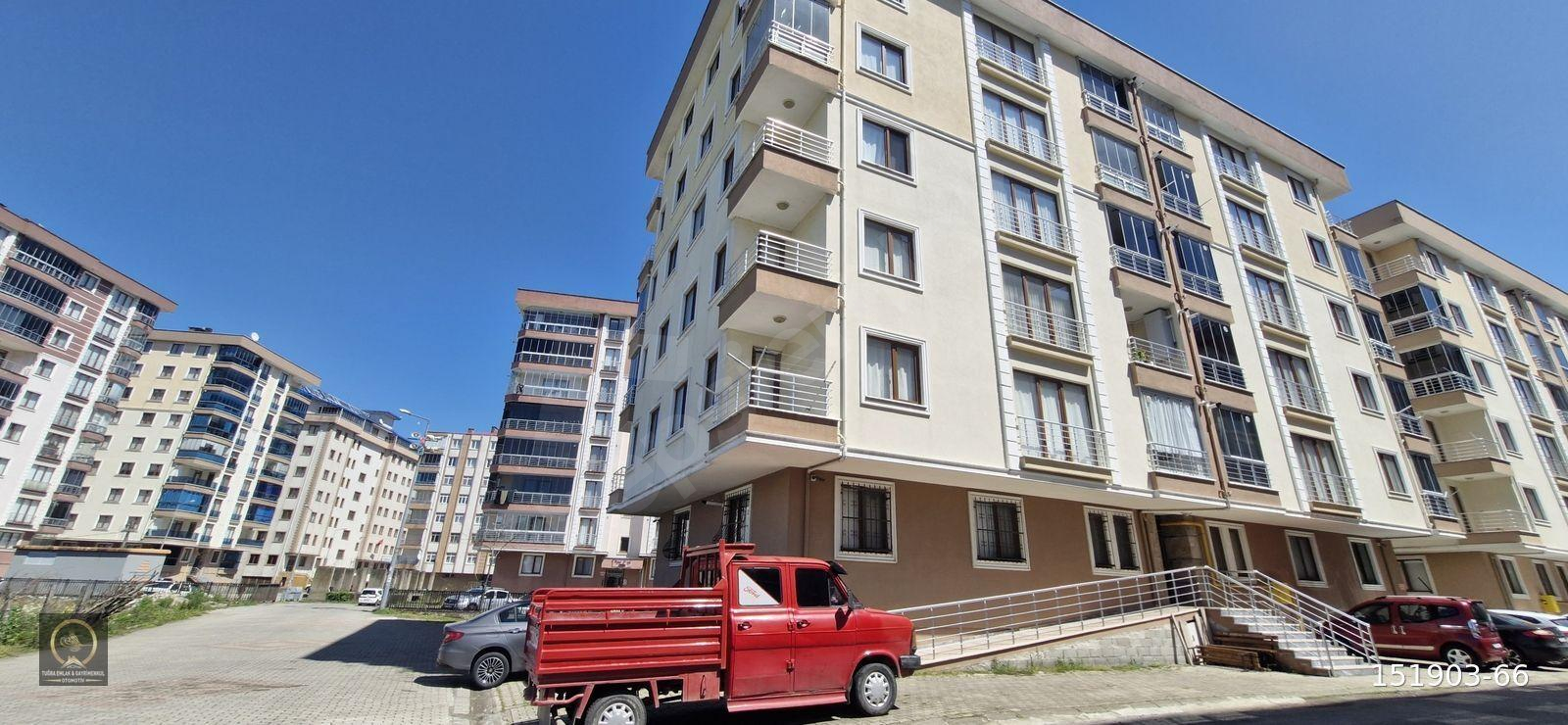 TUĞRA EMLAKTAN YEŞİLTEPEDE DENİZ MANZARALI SATILIK DAİRE