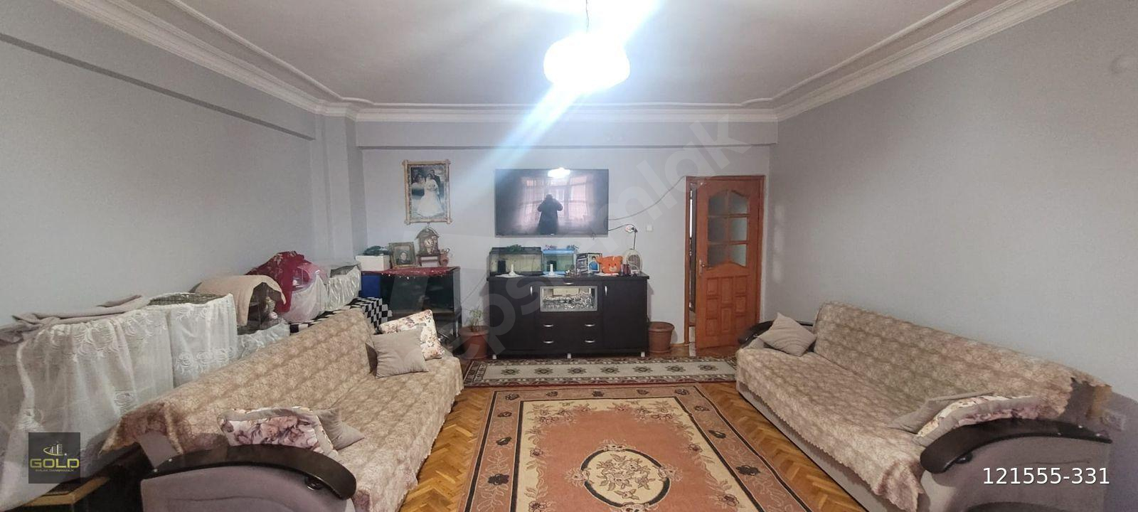 GOLD EMLAKTAN PERŞEMBE PAZARI YANI SATILIK 3+1 BAKIMLI DAİRE
