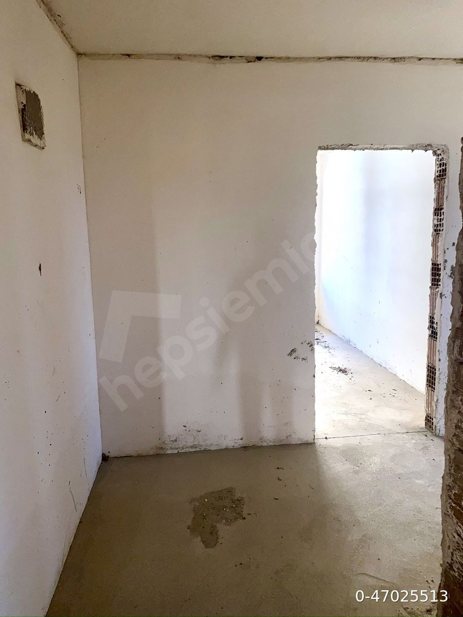SİTE İÇERİSİNDE ÇERKEZKÖY KIZILPINAR'DA 2+1 GENİŞ DAİRE