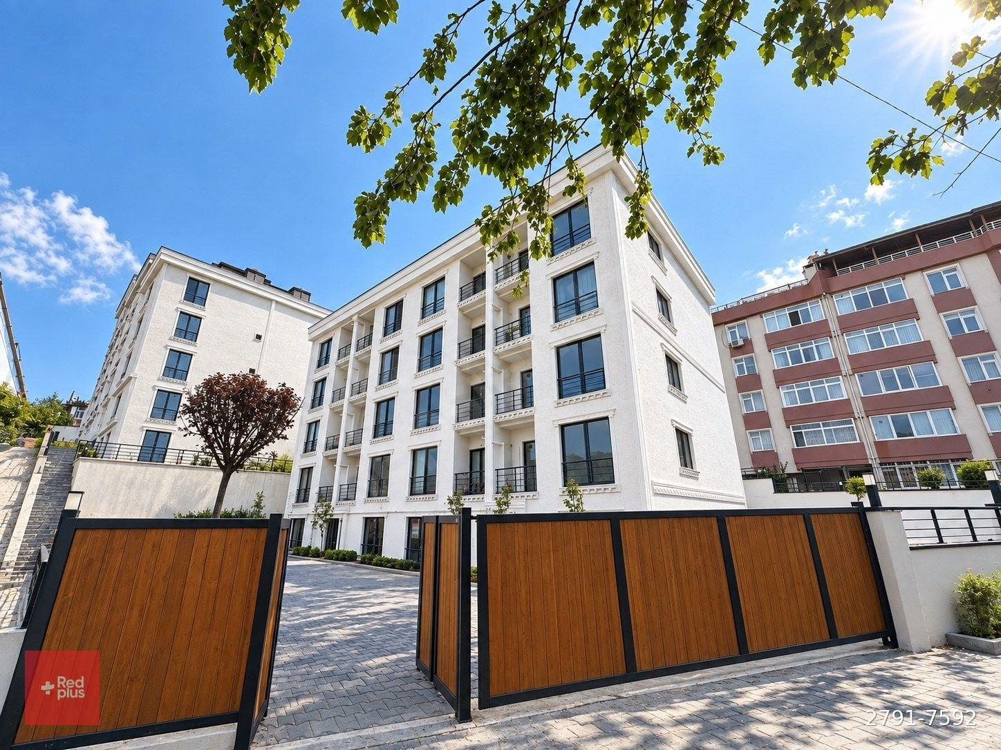 Büyükçekmece Fatih Mahallesi'nde Site İçinde Satılık 2+1 Daire