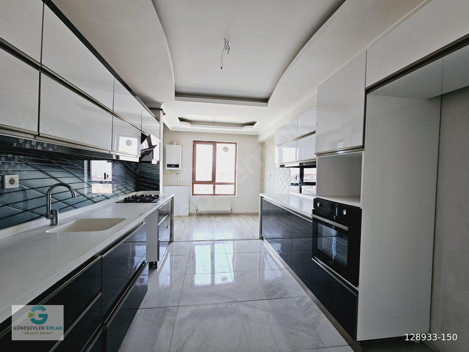 4+1 YÜKSEK KAT GÜNEY CEPHE KİRALIK