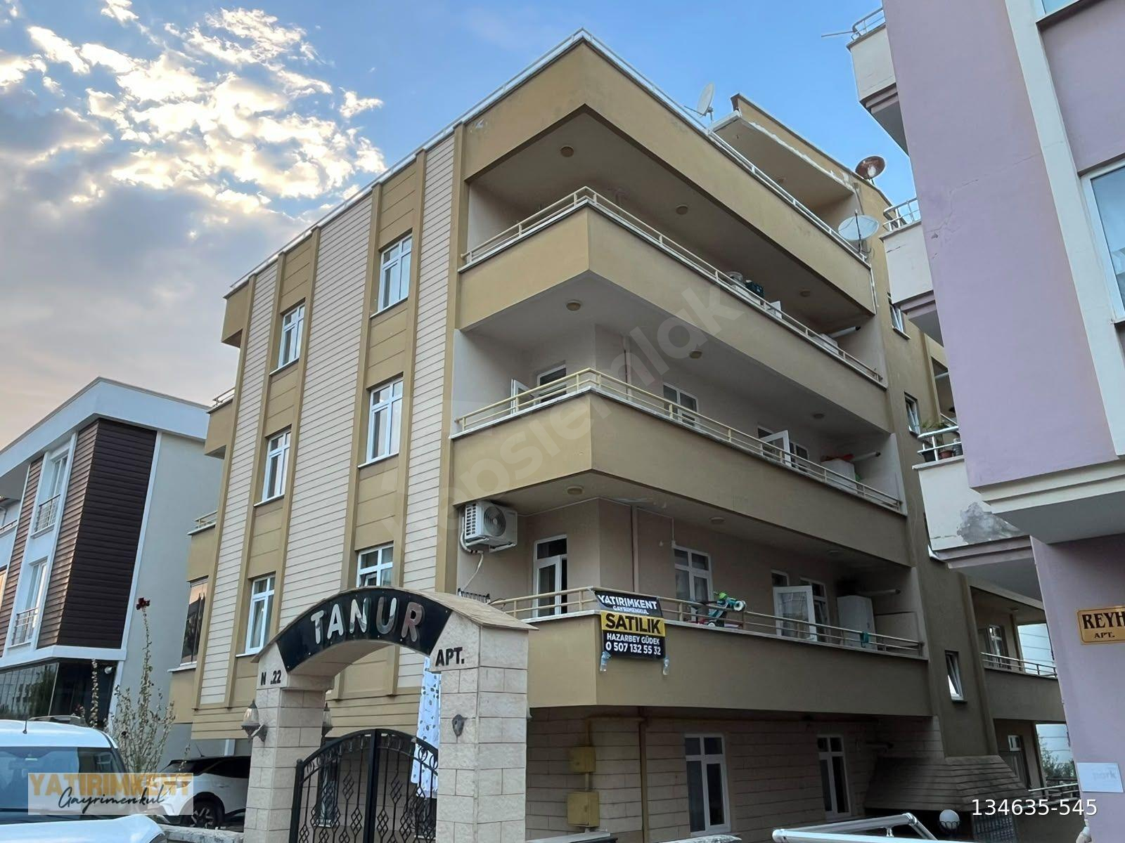 DENİZEVLERİ TRAMVAY DURAĞINDA SATILIK 2+1 FIRSAT DAİRE
