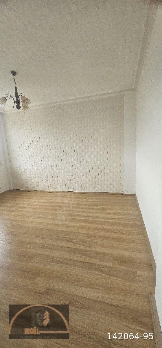 Muslihittin Mahallesi Kiralık 2+1 daire Sabri acarsoy ilk okuluna yakın konumda