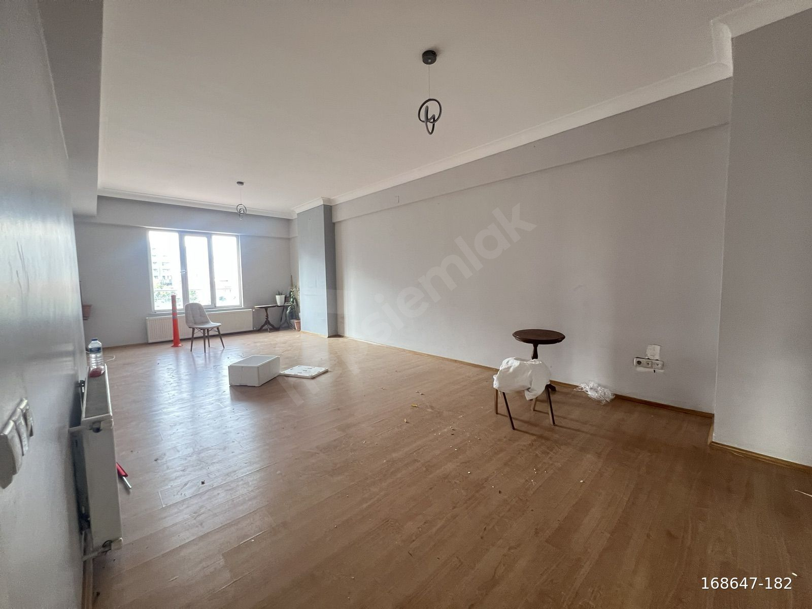KARATAŞ 2.BÖLGEDE KİRALIK 3+1 PARK CEPHELİ DAİRE