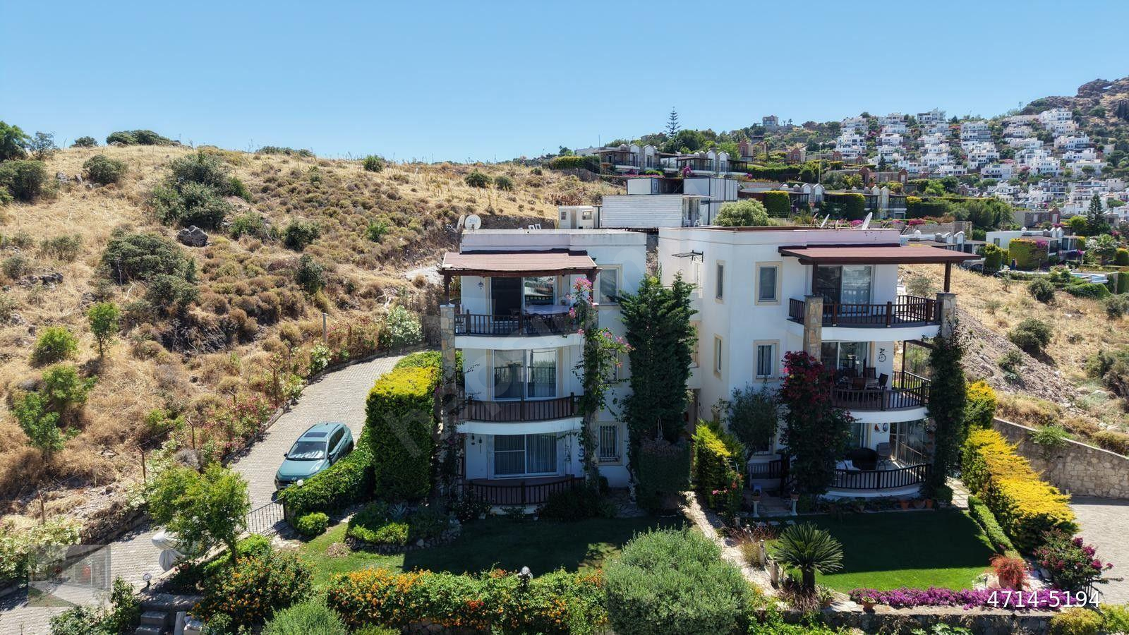 GÜNDOĞANDA HAVUZLU SİTE İÇİNDE,YENİ BİNADA,DENİZ MANZARALI Eşyalı 120m² 2+1