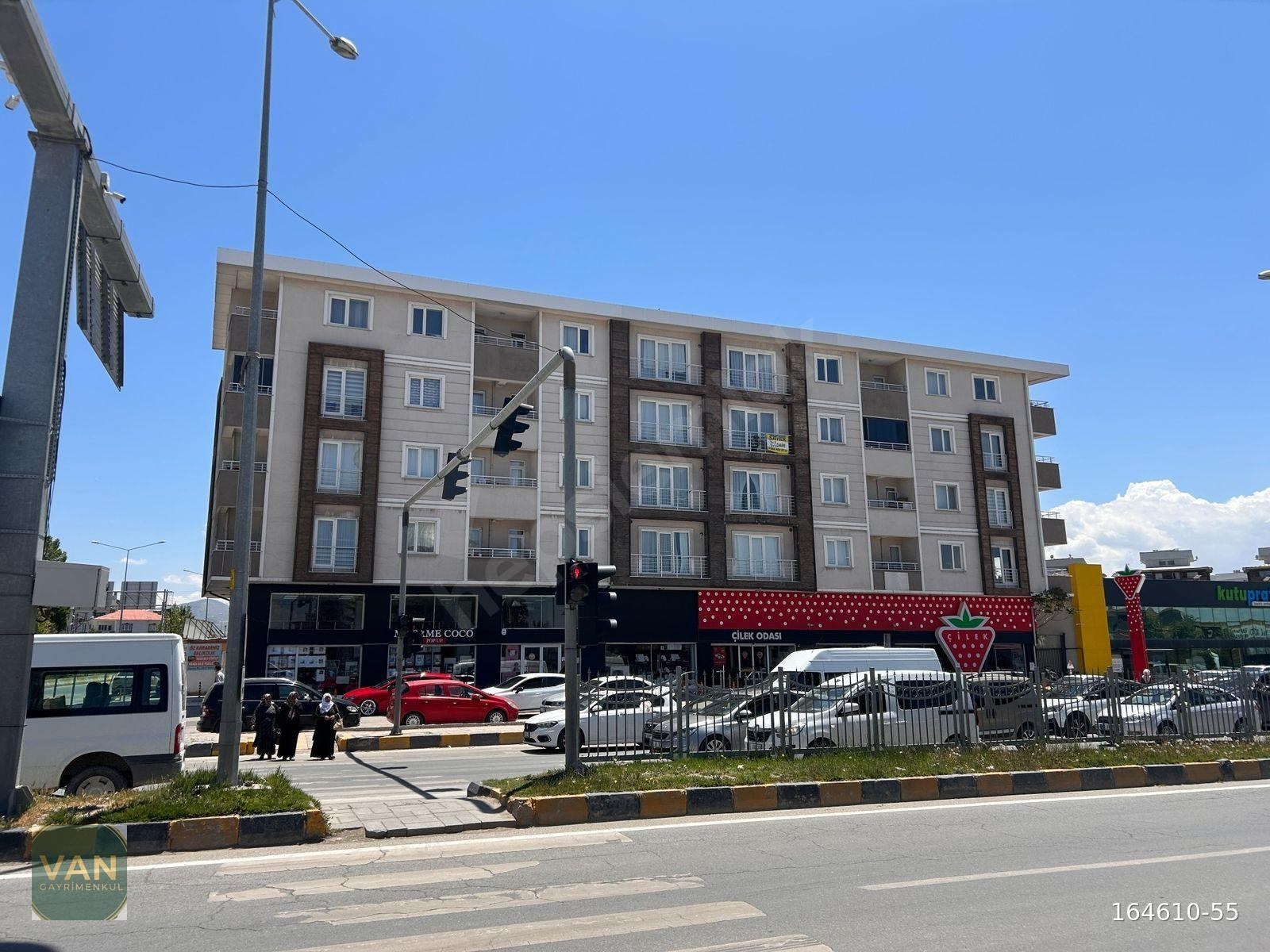 PREMAR'DAN İPEKYOLU CADDESİ ÜZERİNDE 1+1 DAİRE