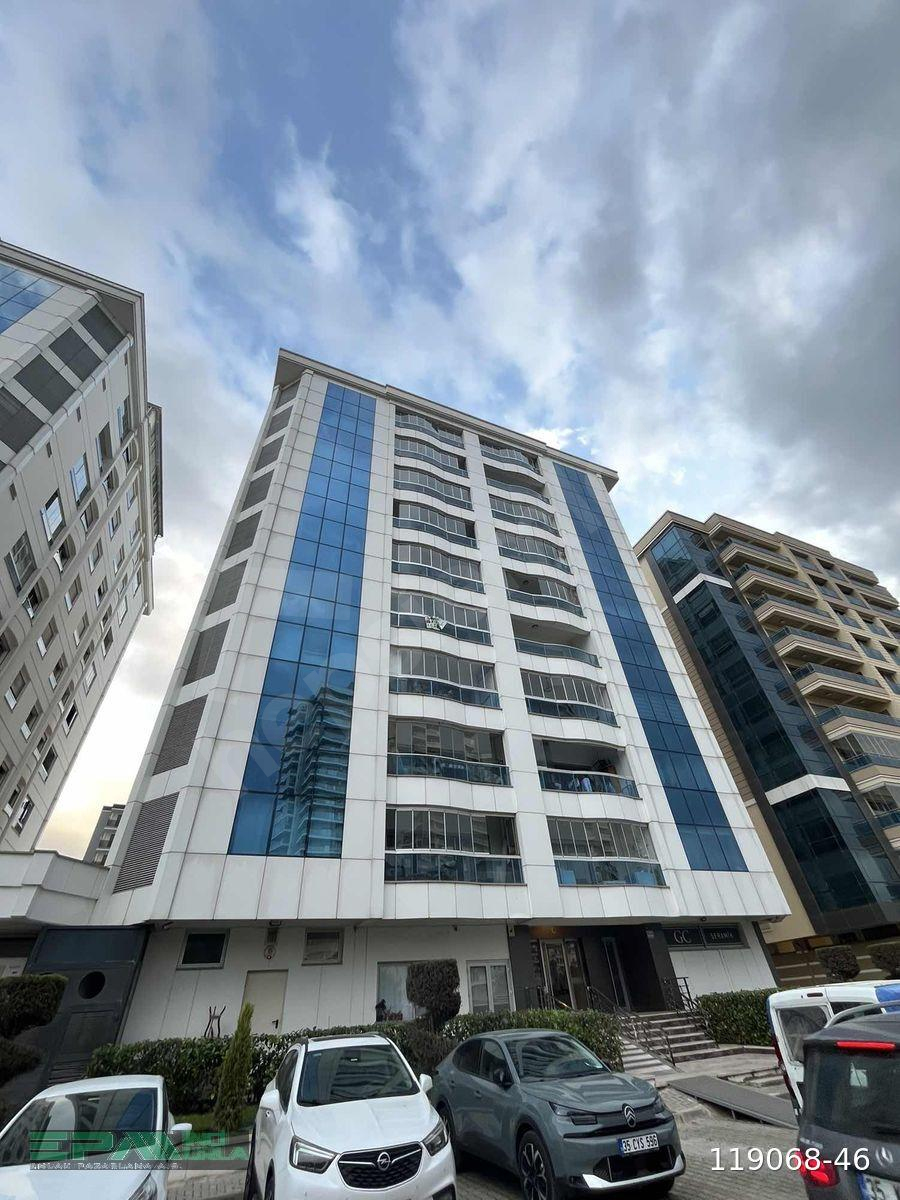 Bayraklı Manavkuyu Site İçinde 3+1 Geniş Kiralık Daire