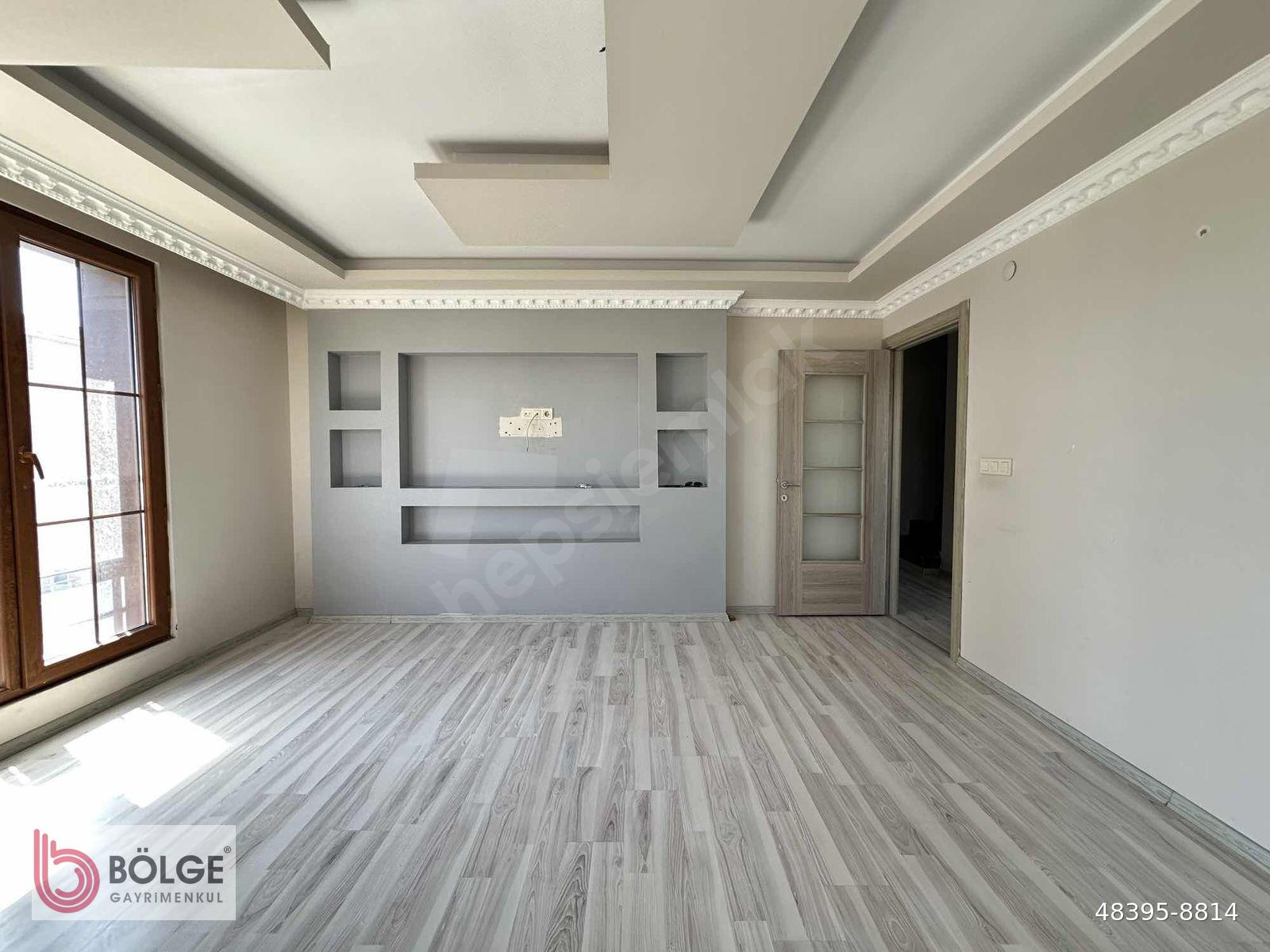 KOCAELİ DARICA MARMARAYA ÇOK YAKIN 4+1 200m2 ÇATI DUBLEKSİ