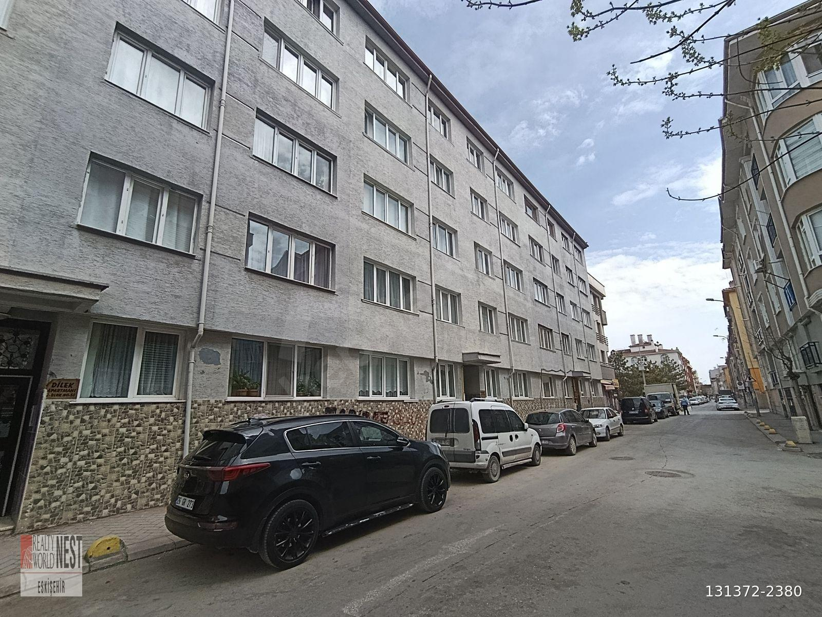 RW NEST'TEN BALKAN CD. ÜZERİ SATILIK BAKIMLI 3+1 DAİRE