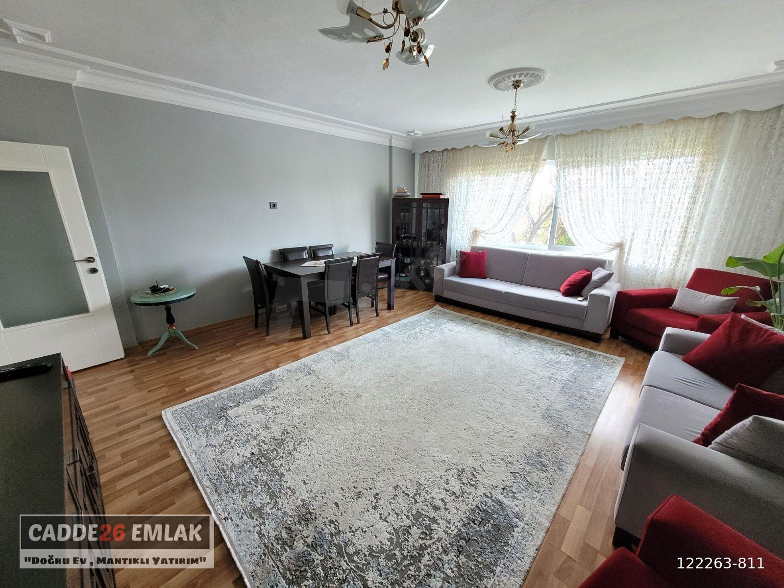 CADDE26 DAN GÖKMEYDAN MAHALLESİNDE YERDEN ISITMALI SATILIK 3+1